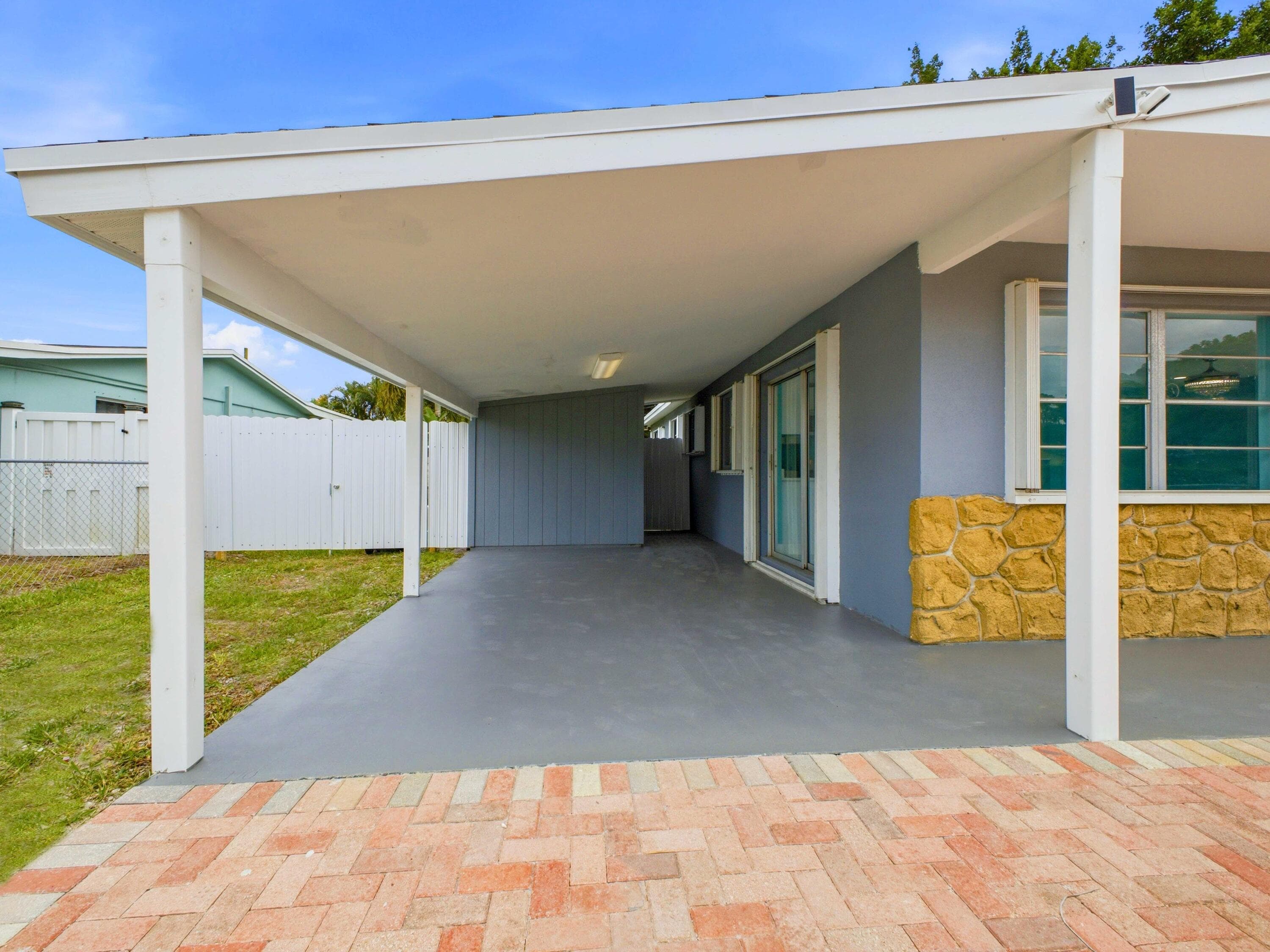 4340 Broadway Street, Lake Worth, FL 33461 — photo 5 of 38