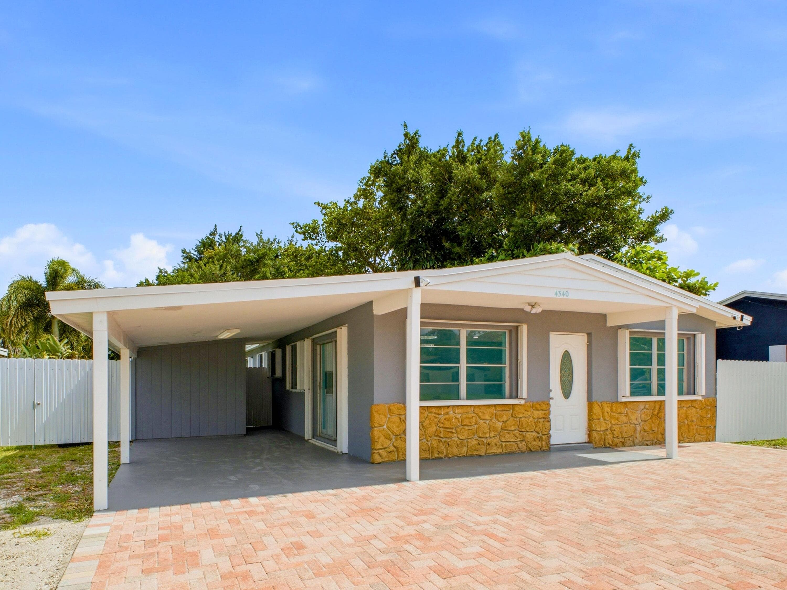 4340 Broadway Street, Lake Worth, FL 33461 — photo 4 of 38