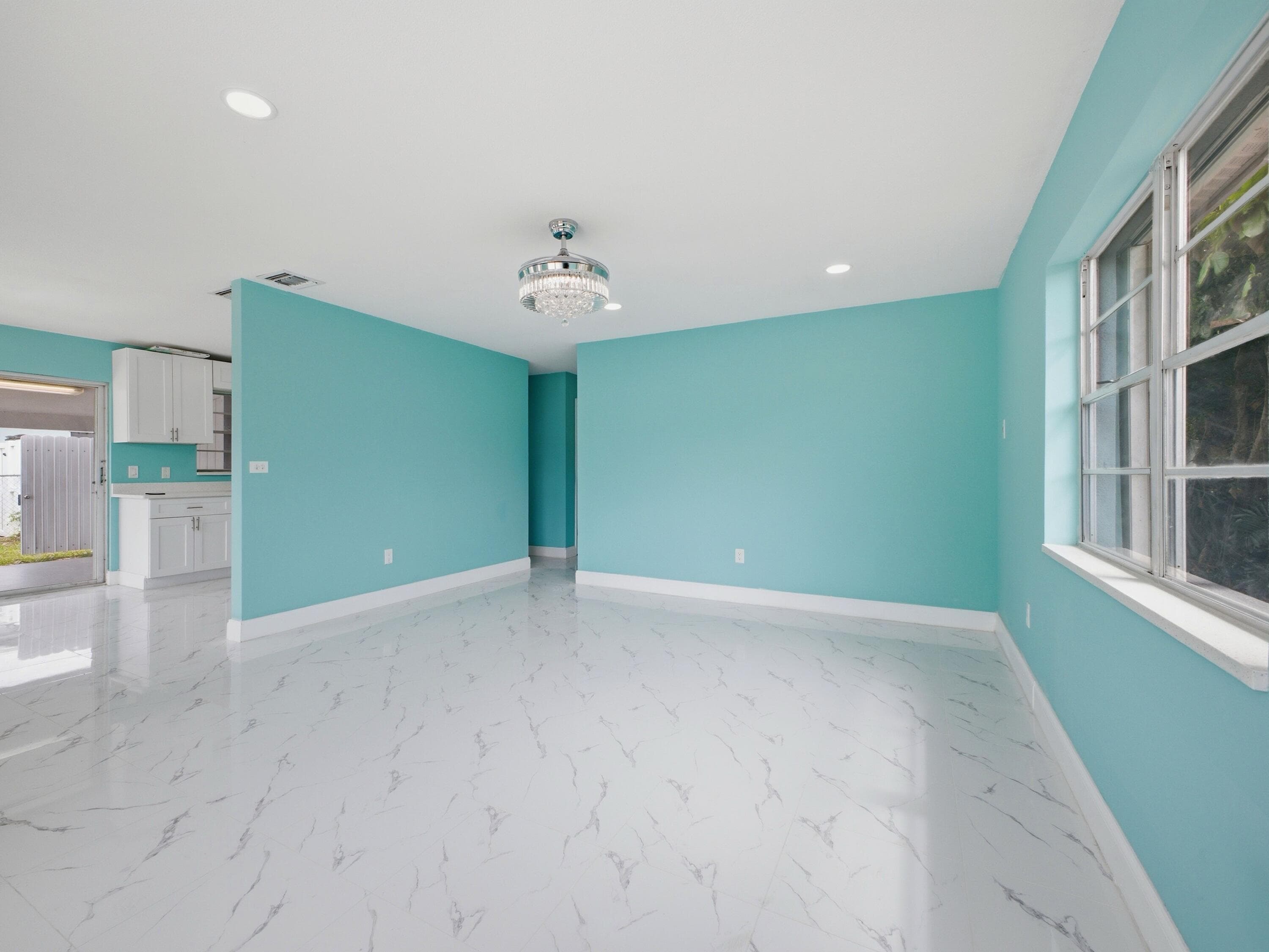 4340 Broadway Street, Lake Worth, FL 33461 — photo 8 of 38
