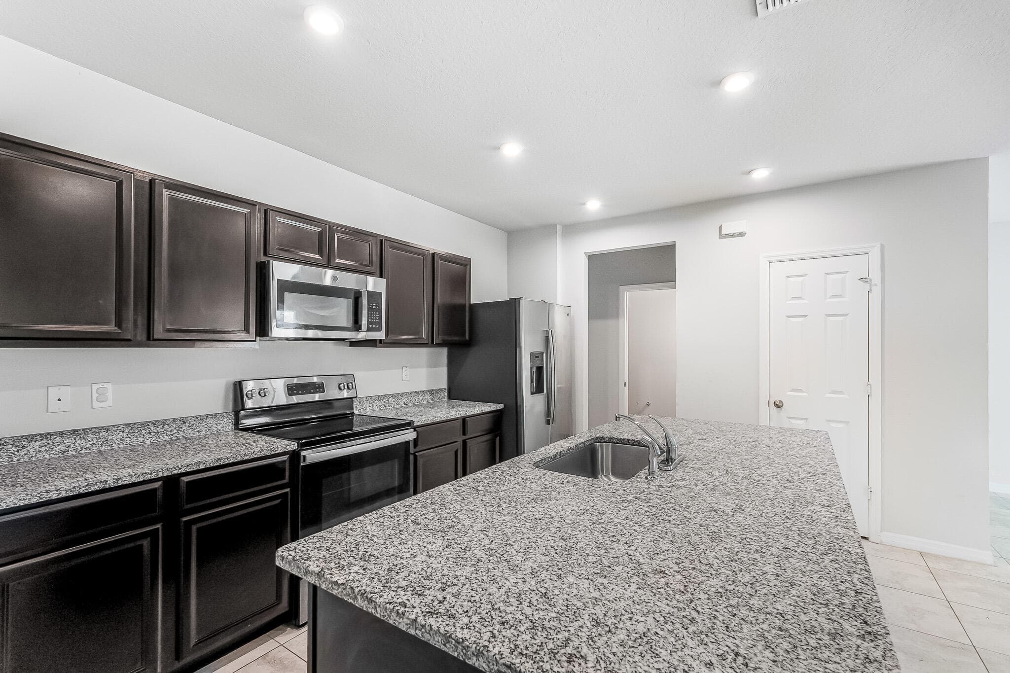 3351 Liberty Square Way, Fort Pierce, FL 34982 — photo 14 of 39