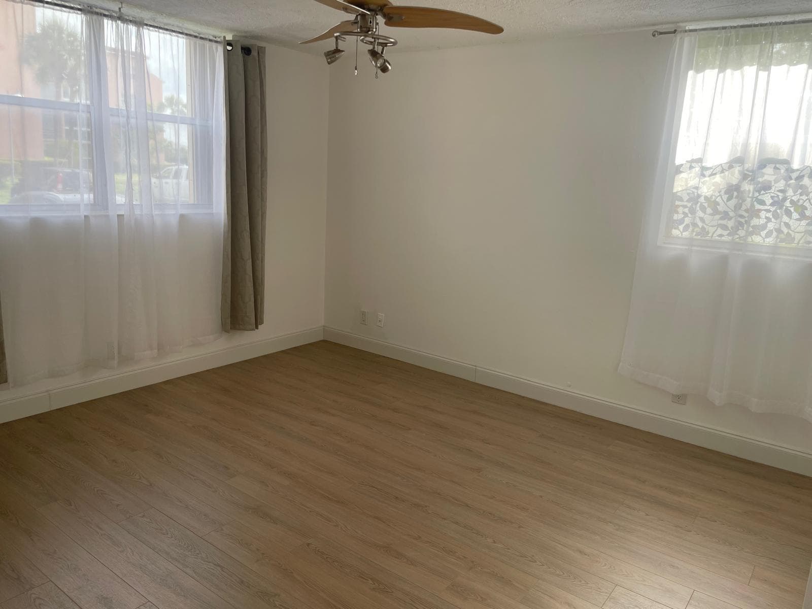 2851 Somerset Drive 111, Oakland Park, FL 33311 — photo 7 of 26