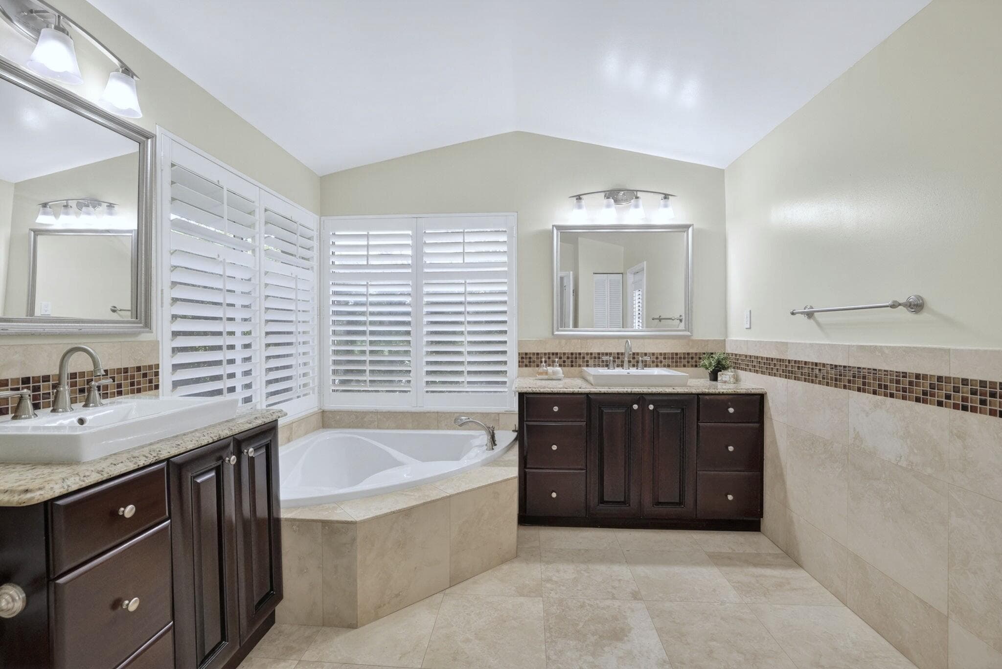 1230 Fairfax Court, Weston, FL 33326 — photo 8 of 98