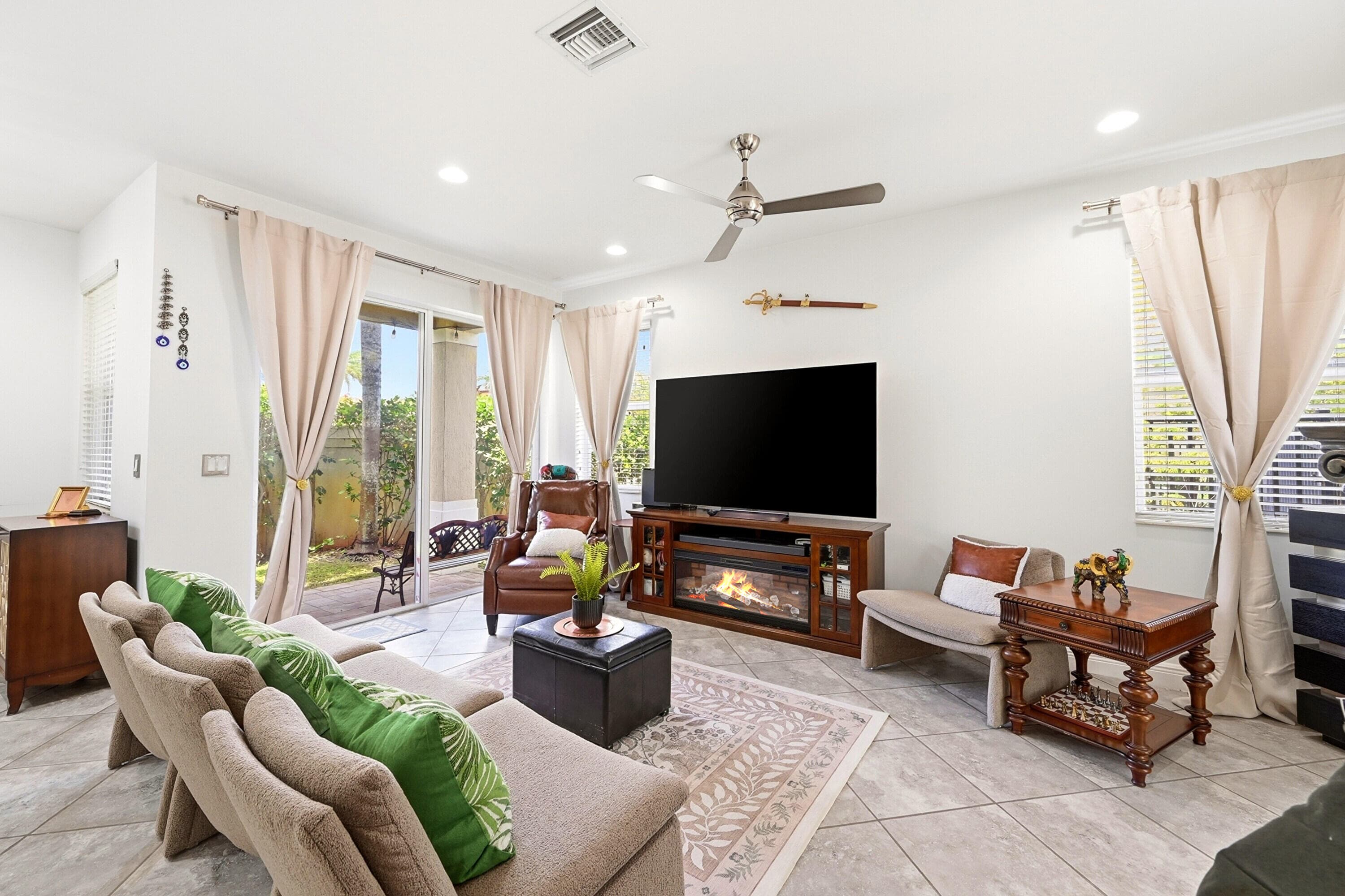 6993 Pines Circle, Coconut Creek, FL 33073 — photo 5 of 29