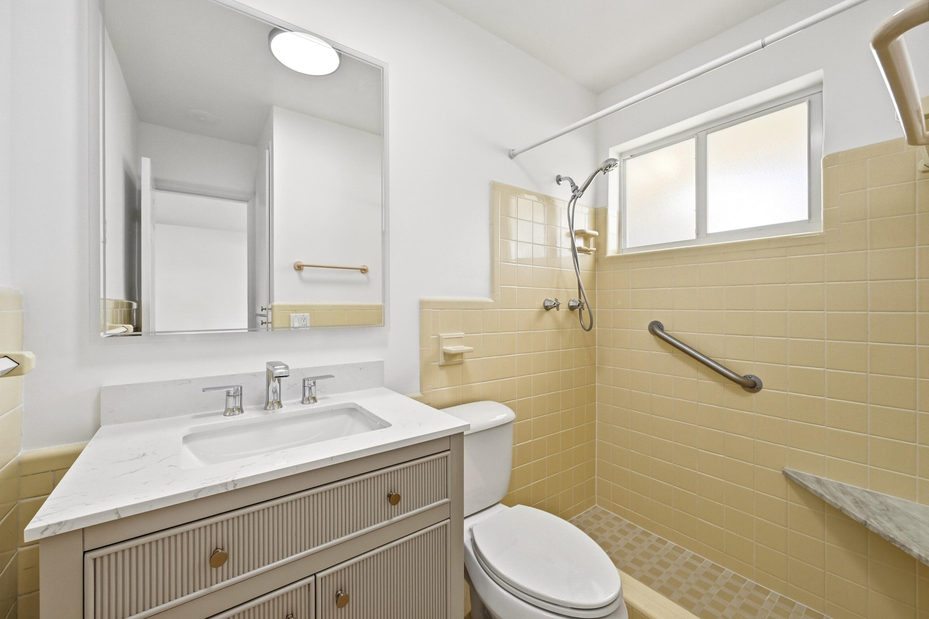 4454 W Tradewinds Avenue W, Lauderdale-By-The-Sea, FL 33308 — photo 15 of 33