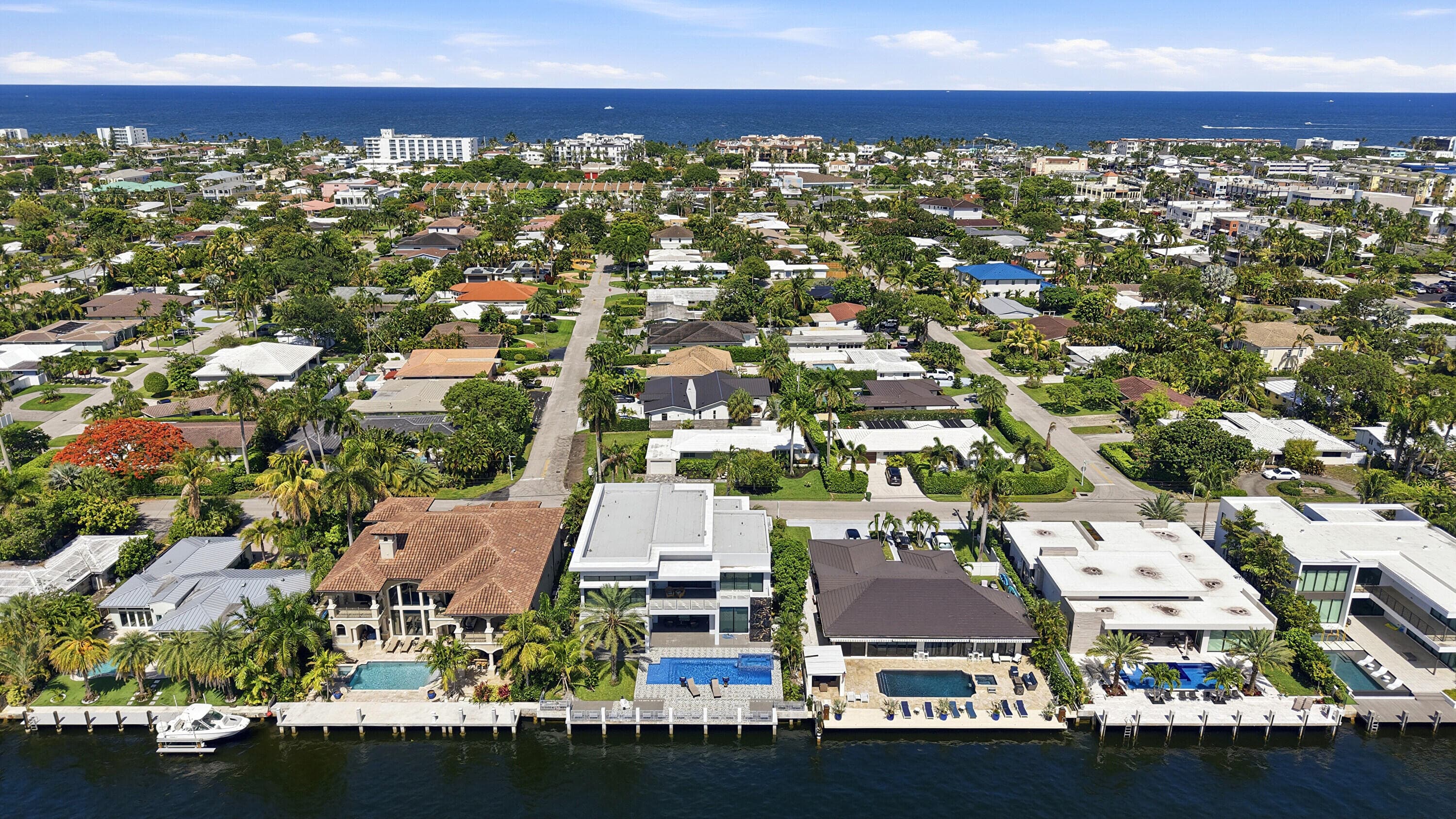 4454 W Tradewinds Avenue W, Lauderdale-By-The-Sea, FL 33308 — photo 30 of 33