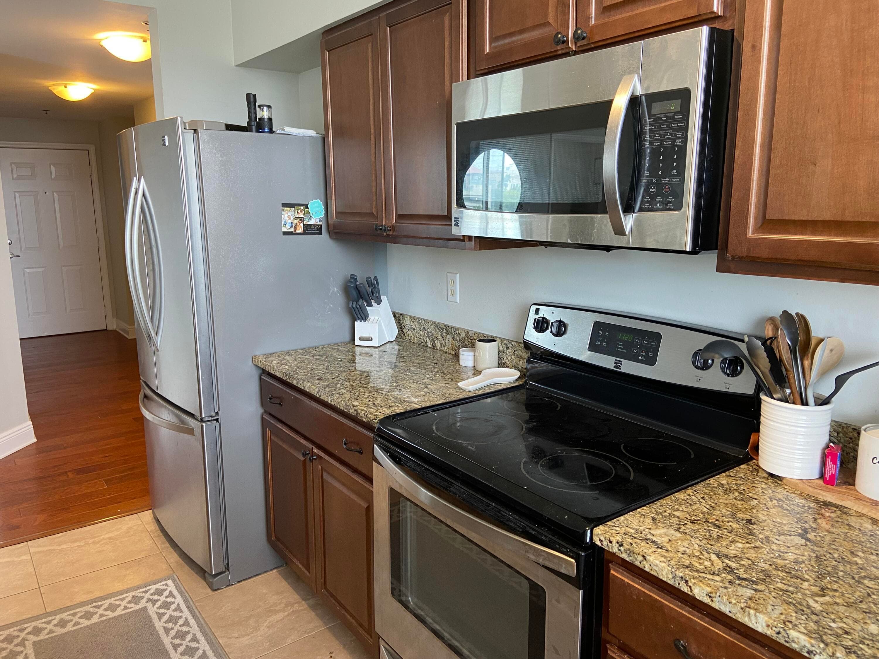 616 Clearwater Park Road 512, West Palm Beach, FL 33401 — photo 7 of 33