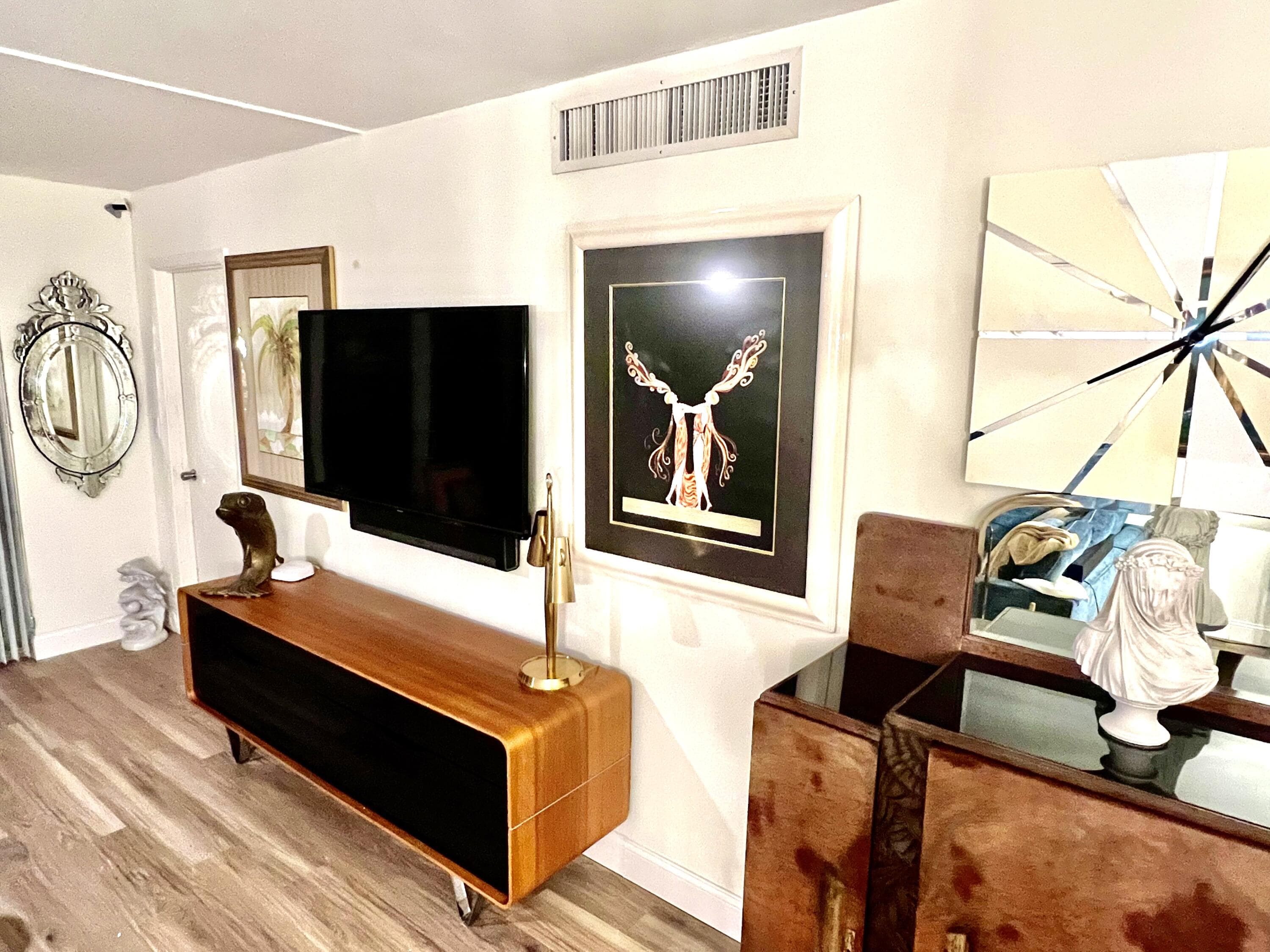 907 Cypress Terrace 201, Pompano Beach, FL 33069 — photo 5 of 15