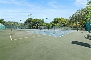 504 Gardens Drive 203, Pompano Beach, FL 33069 — photo 29 of 31