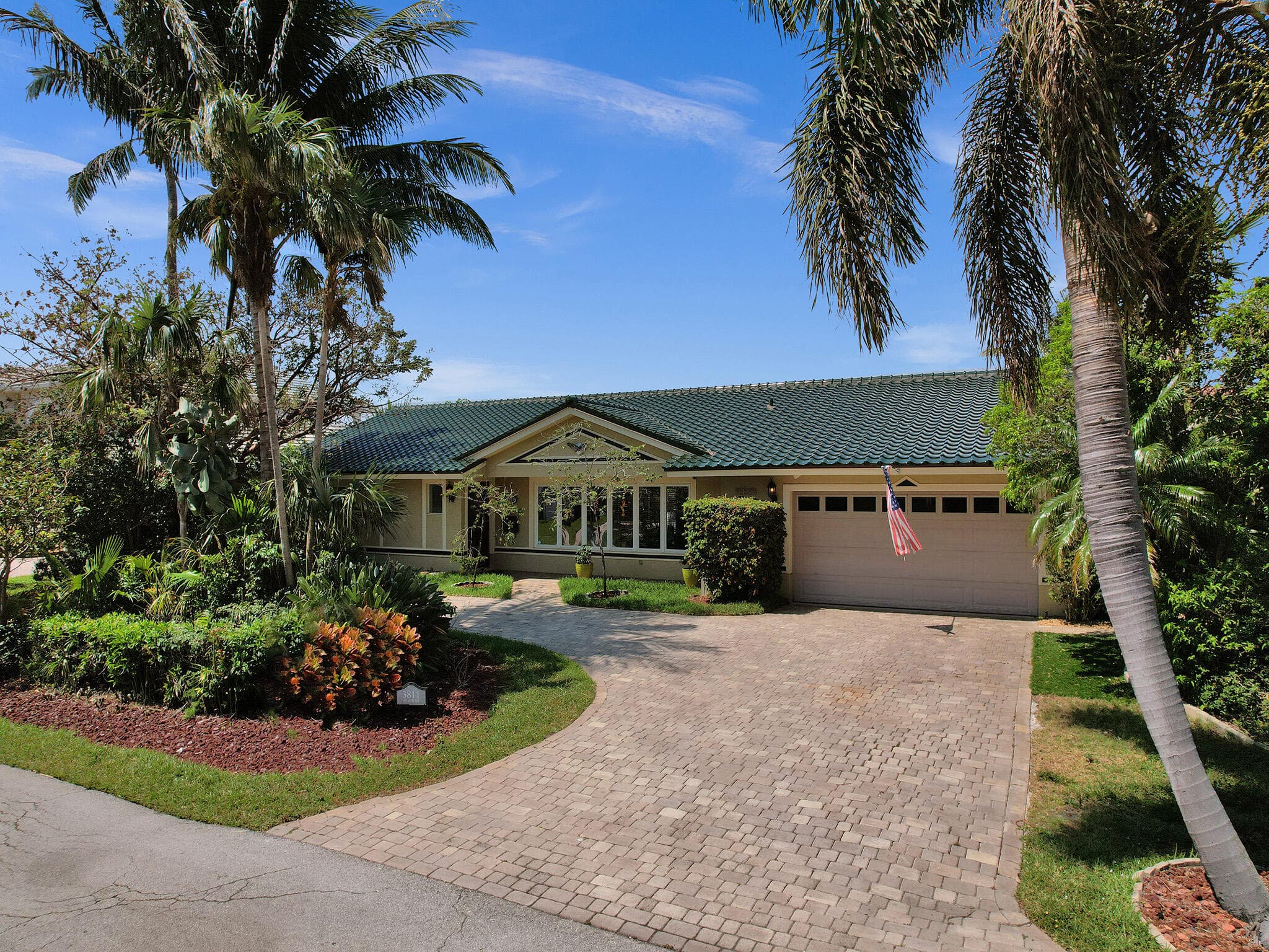 3811 NE 26th Avenue, Lighthouse Point, FL 33064 — photo 2 of 34