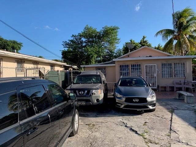 1850 NW 35th Street, Miami, FL 33142 — photo 4 of 5