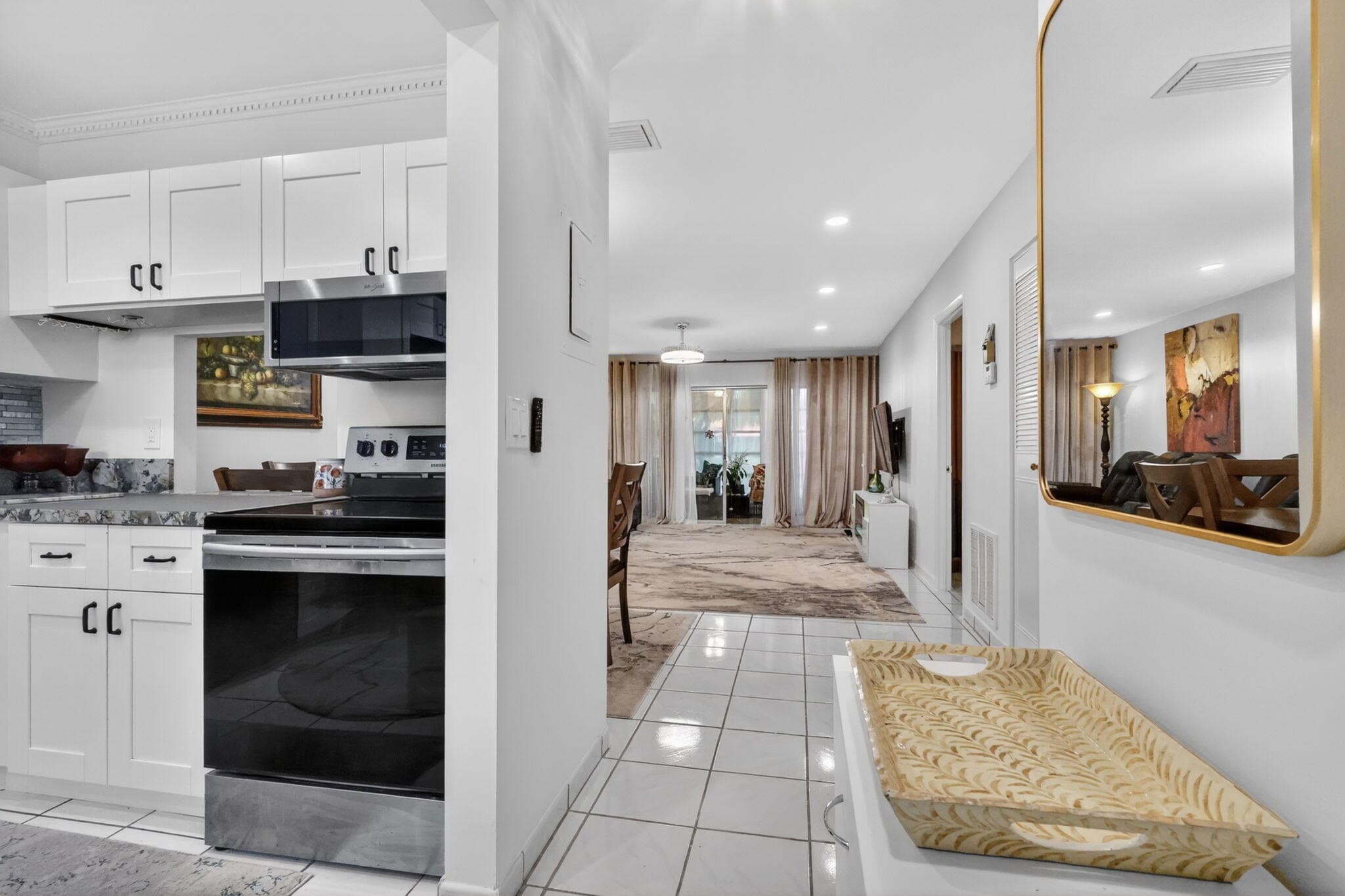 102 Lake Anne Drive, West Palm Beach, FL 33411 — photo 5 of 42