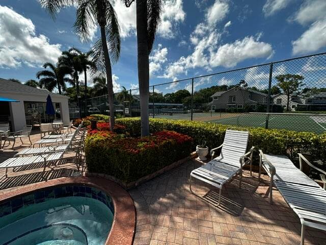 2173 Discovery Circle W, Deerfield Beach, FL 33442 — photo 22 of 24