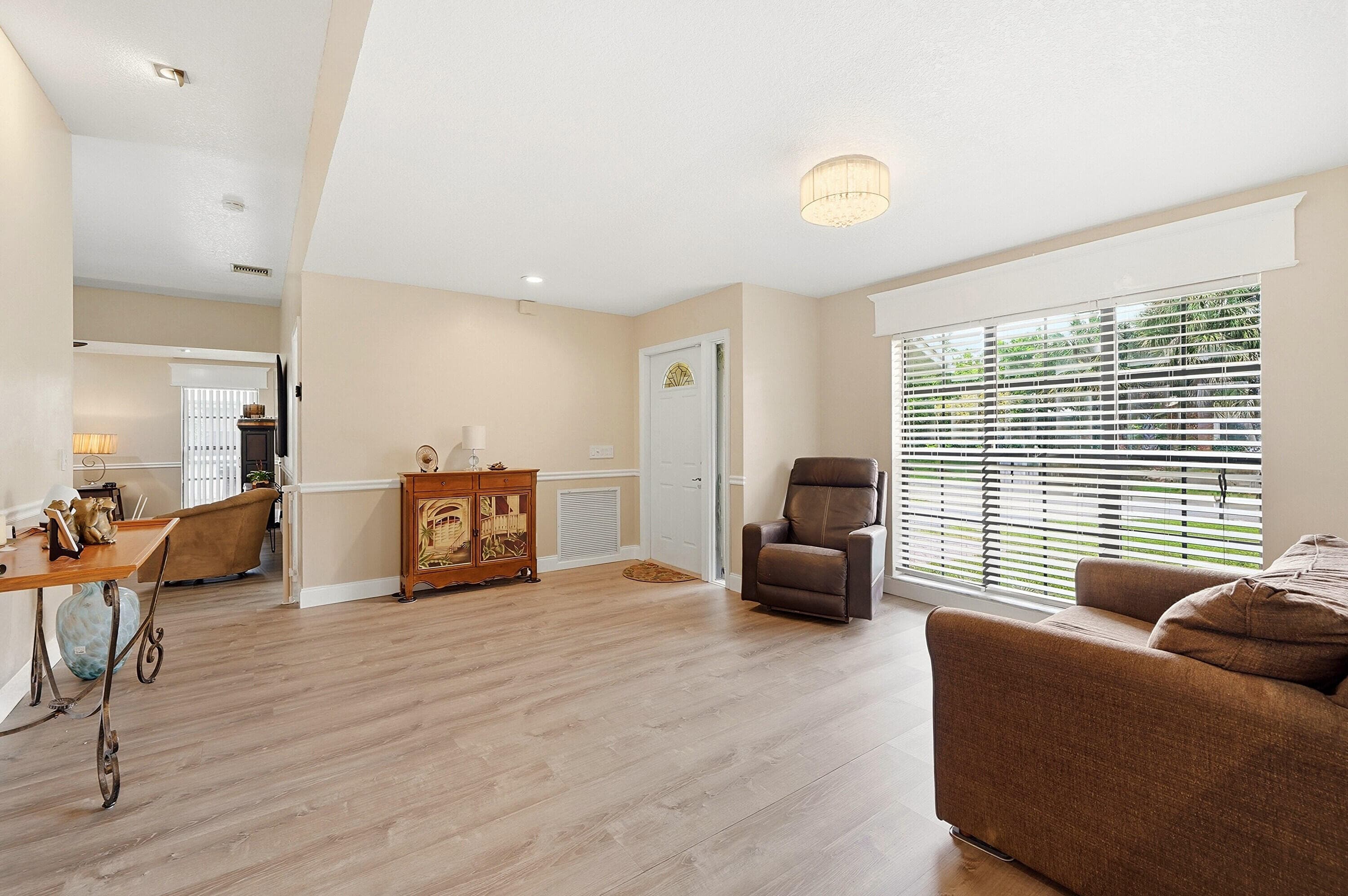 2145 NW 85th Lane, Coral Springs, FL 33071 — photo 18 of 38