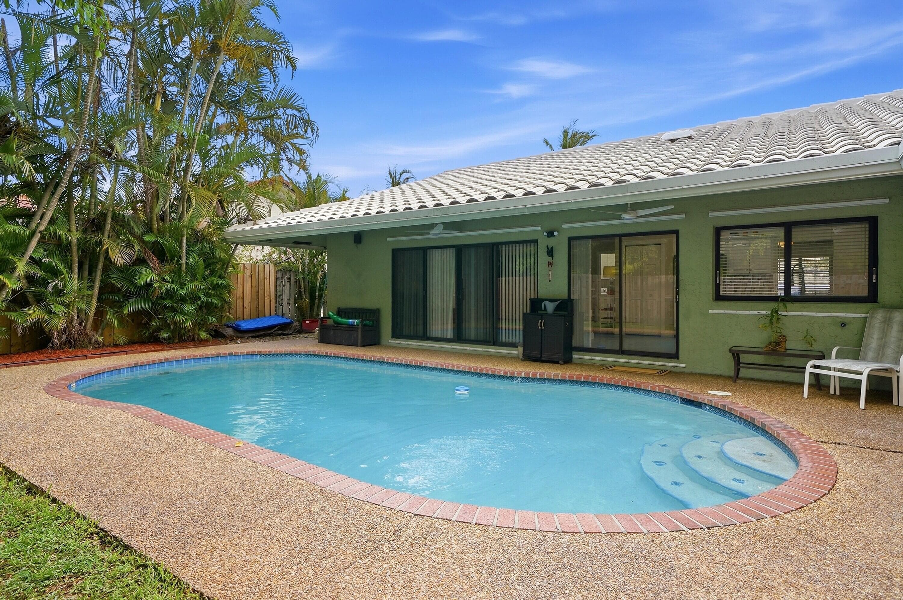 2145 NW 85th Lane, Coral Springs, FL 33071 — photo 30 of 38