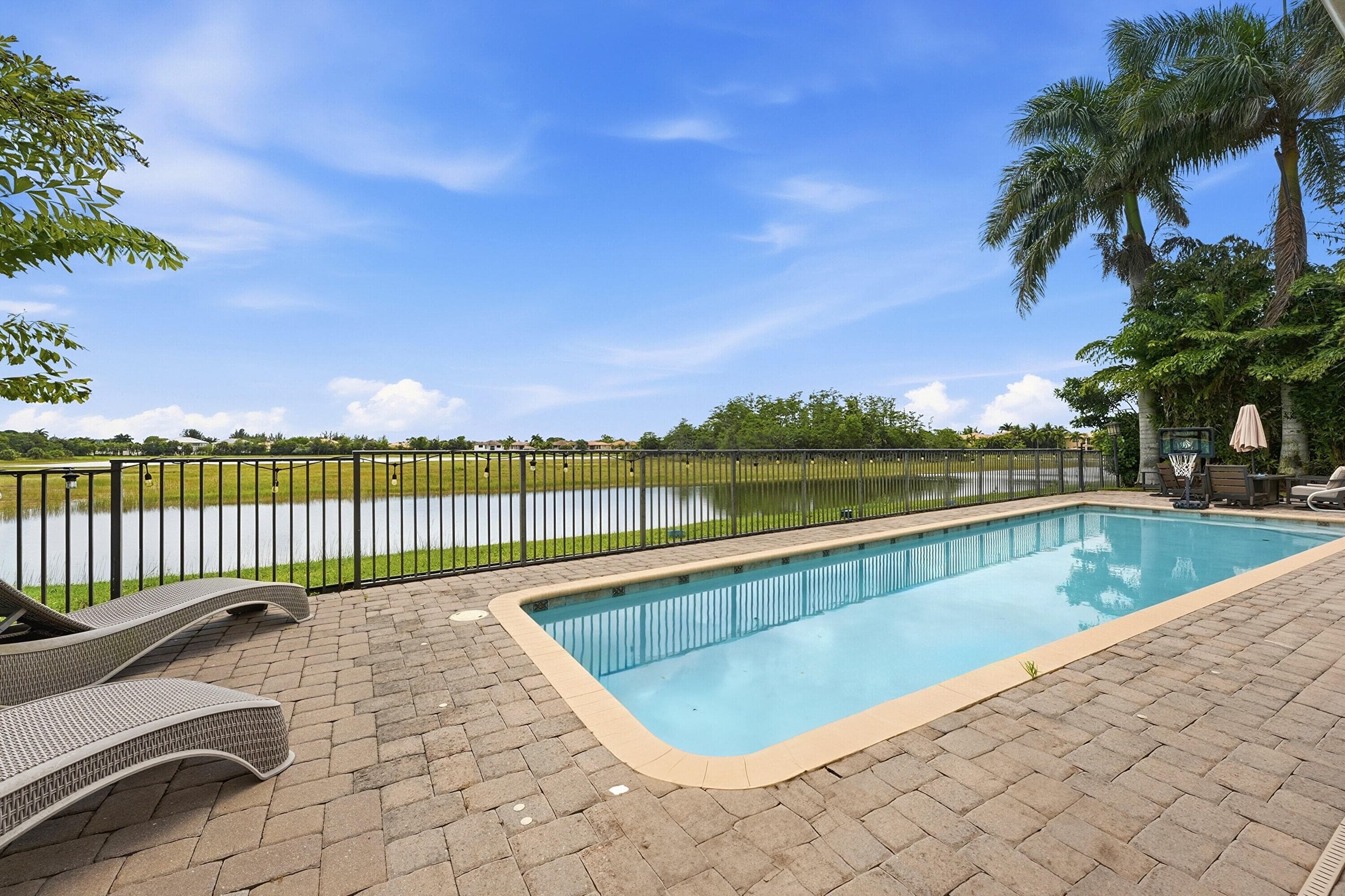 851 Edgebrook Lane, West Palm Beach, FL 33411 — photo 2 of 46