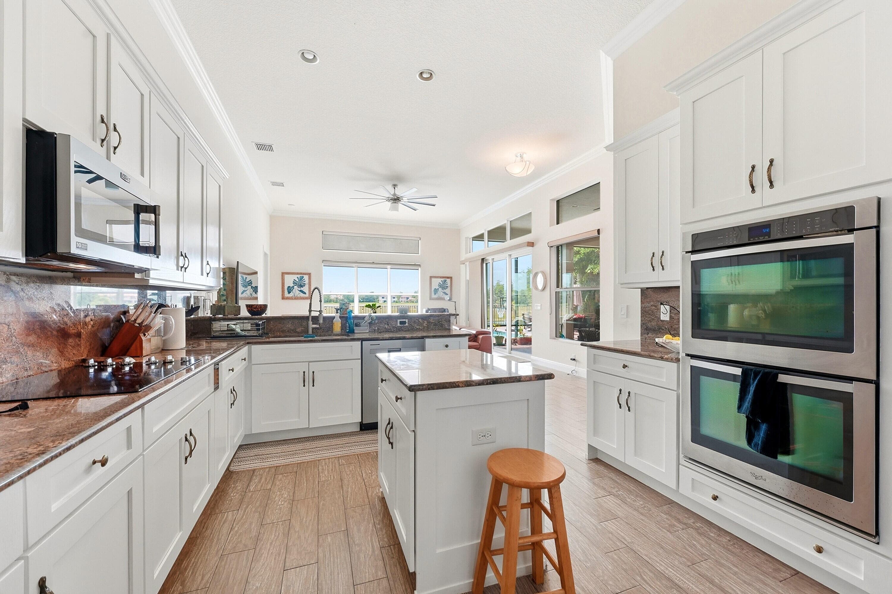 851 Edgebrook Lane, West Palm Beach, FL 33411 — photo 13 of 46