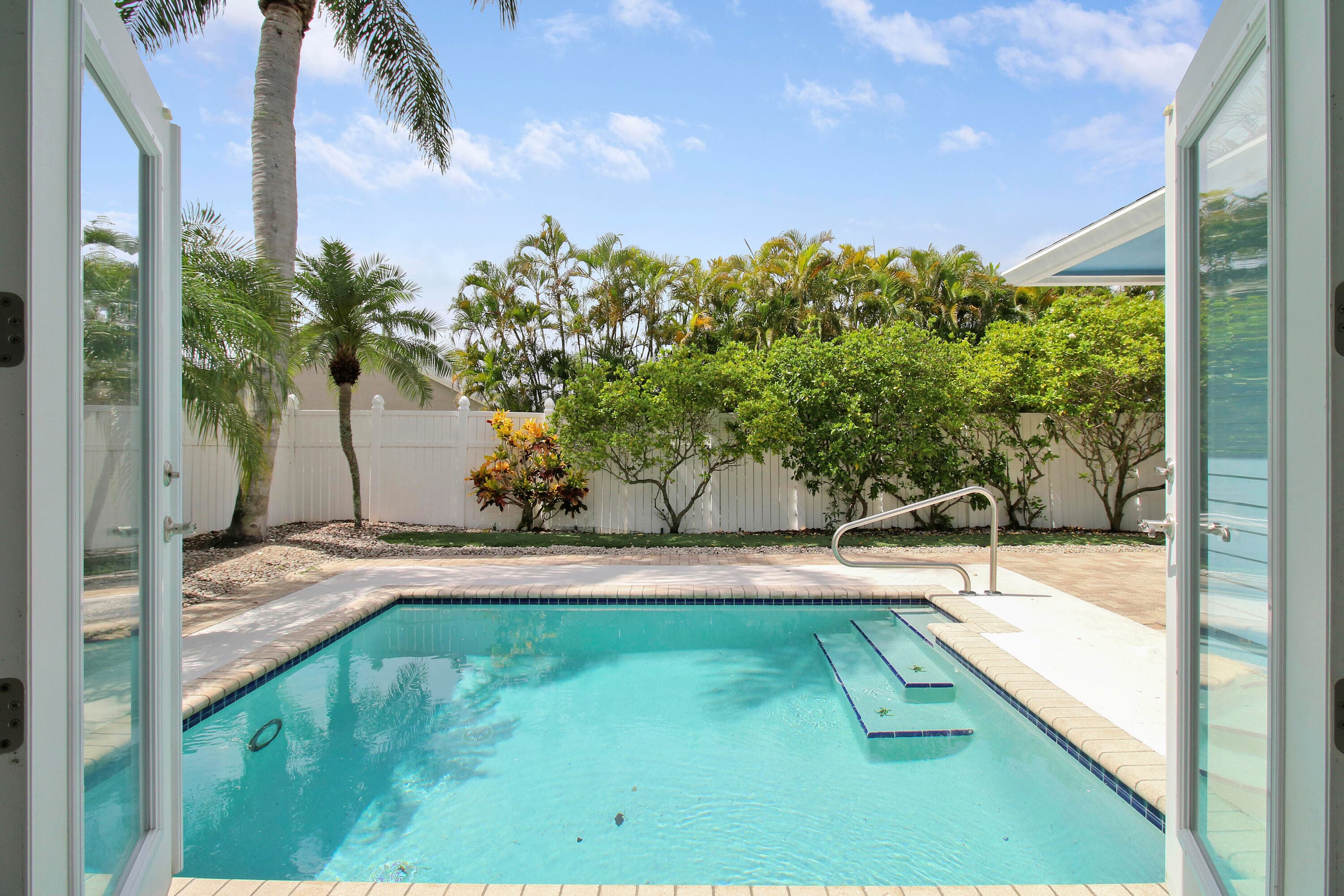 6118 Barbara Street, Jupiter, FL 33458 — photo 3 of 30