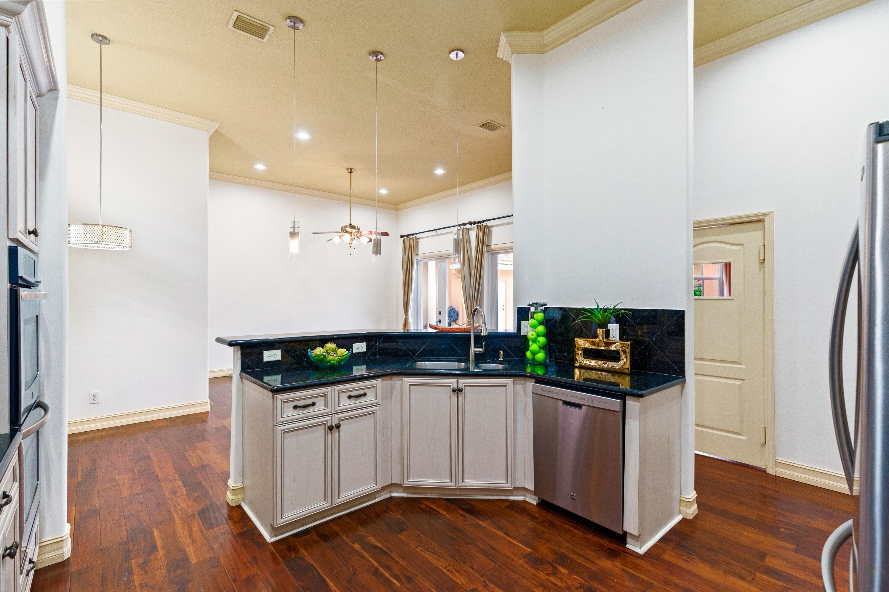 16429 NW 16th Street, Pembroke Pines, FL 33028 — photo 20 of 73