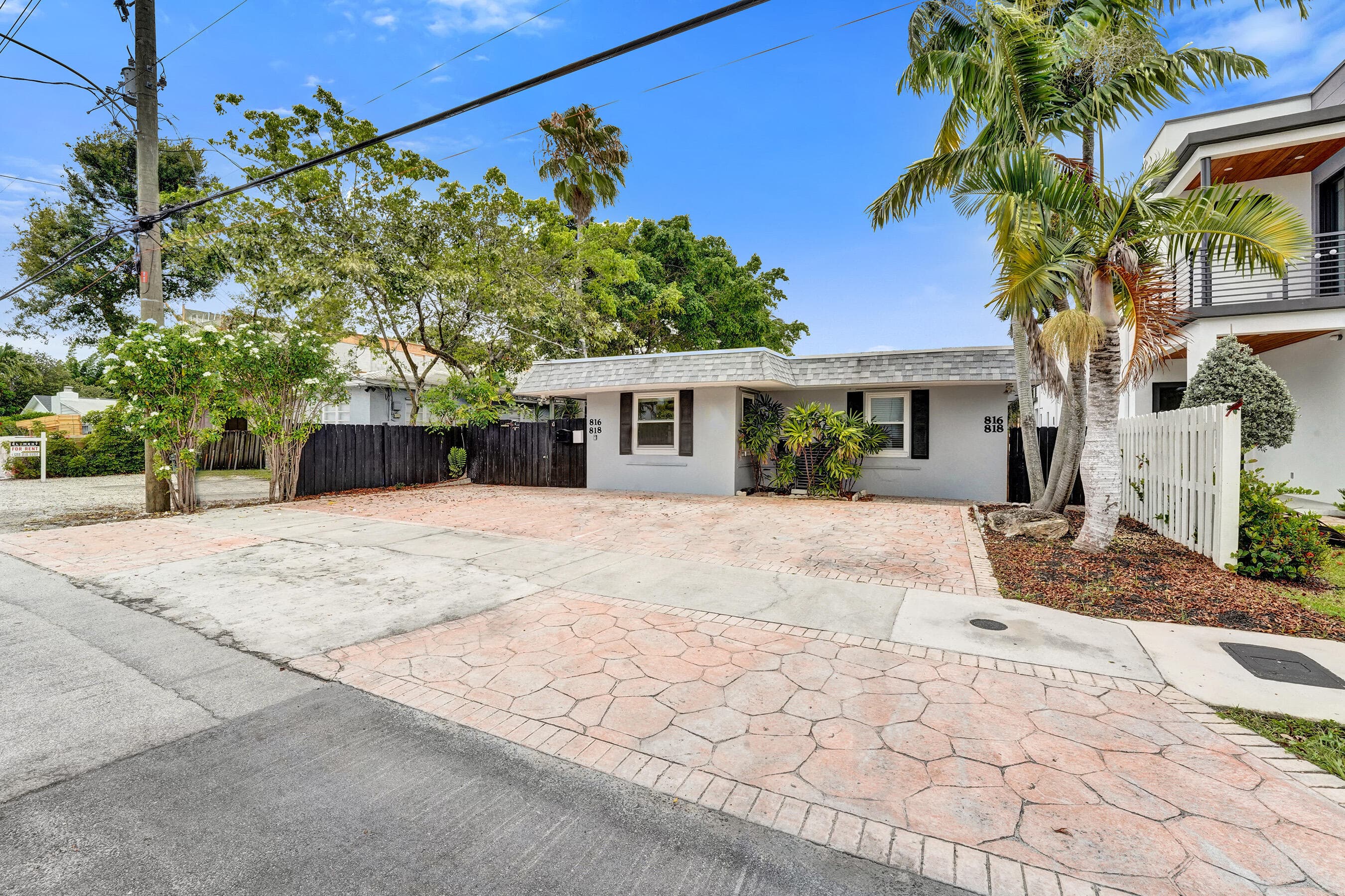 816 SE 12th Street, Fort Lauderdale, FL 33316 — photo 7 of 45