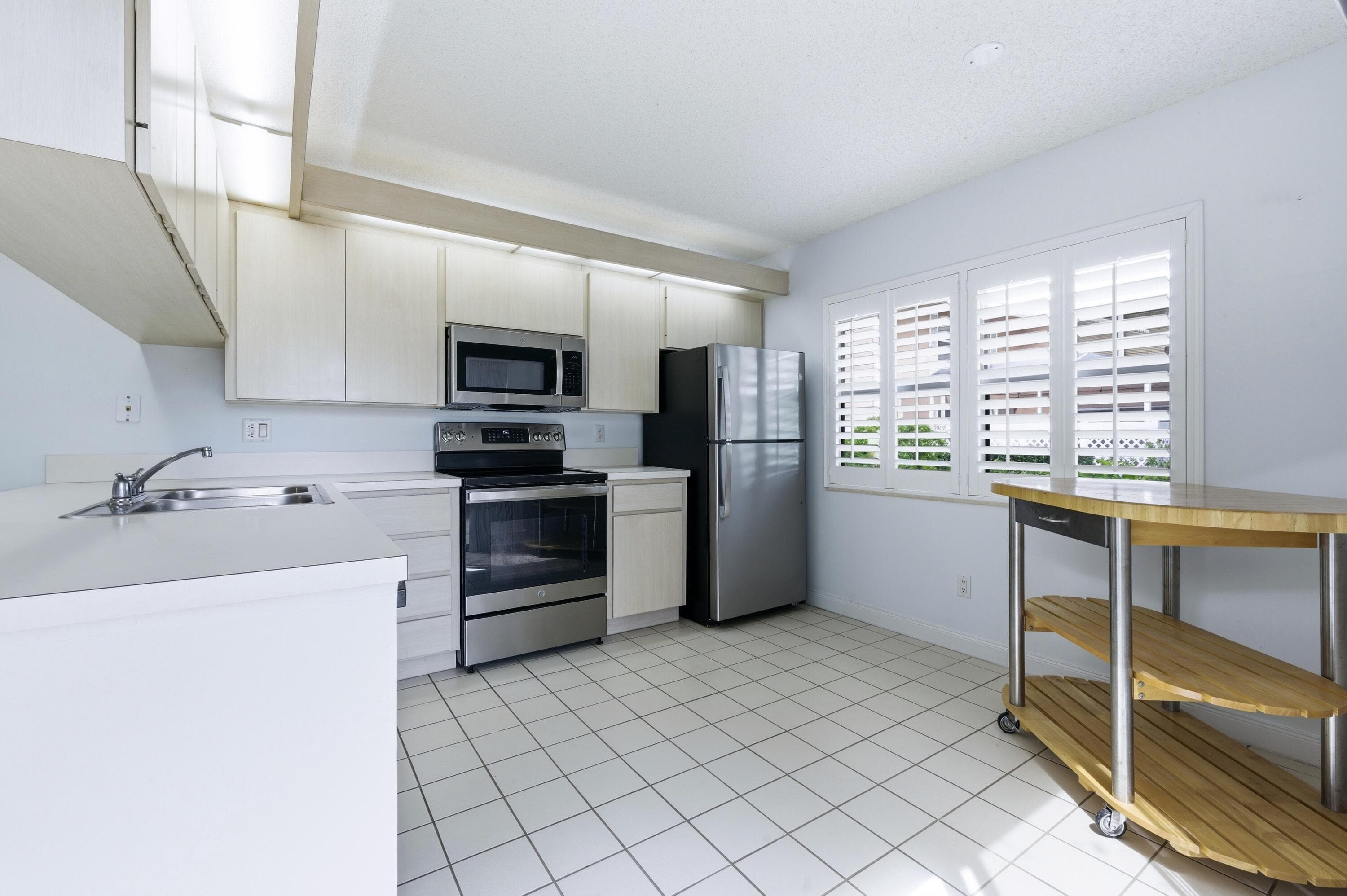 1809 Middleton Way, West Palm Beach, FL 33409 — photo 8 of 43