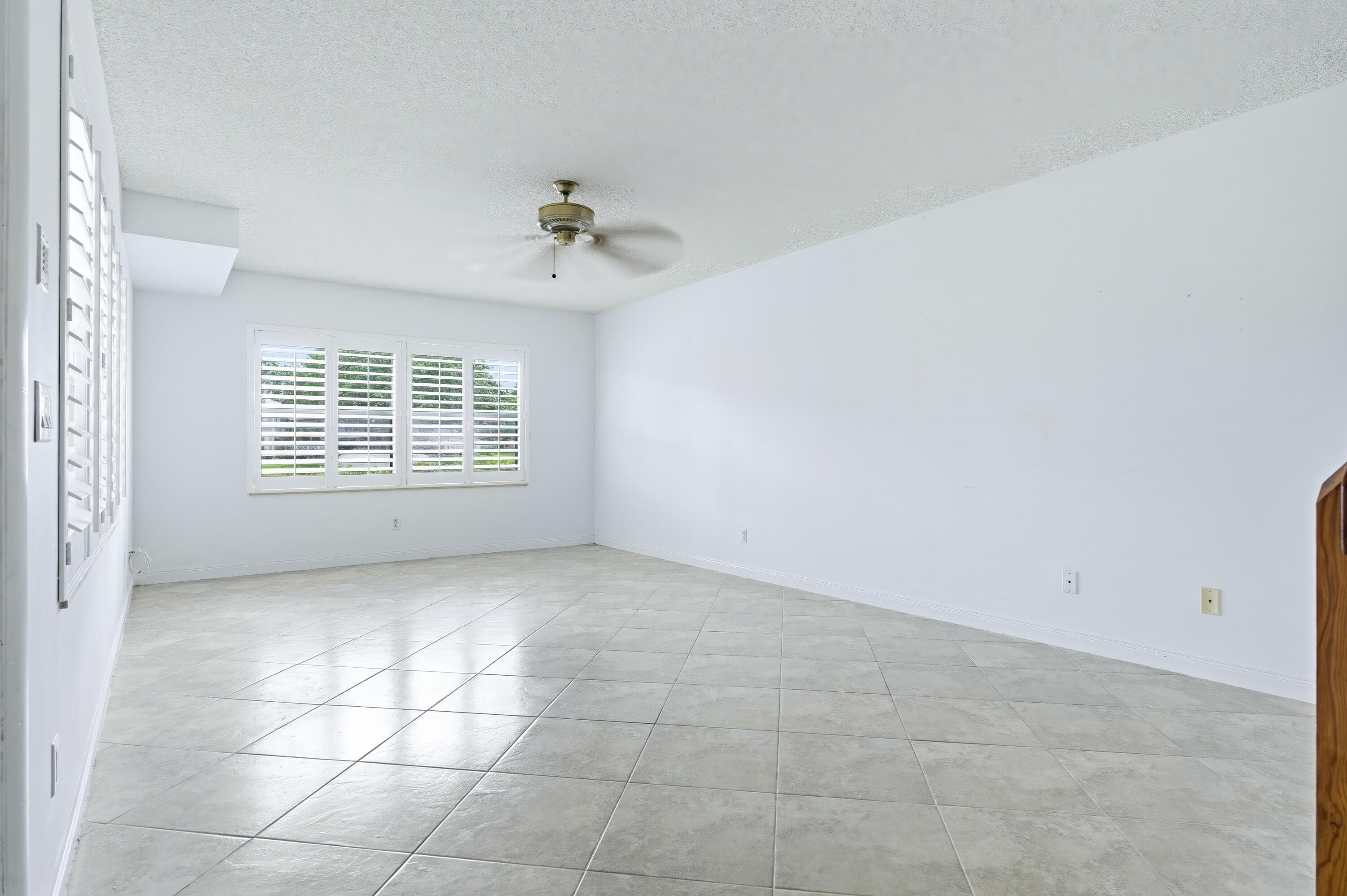 1809 Middleton Way, West Palm Beach, FL 33409 — photo 4 of 43