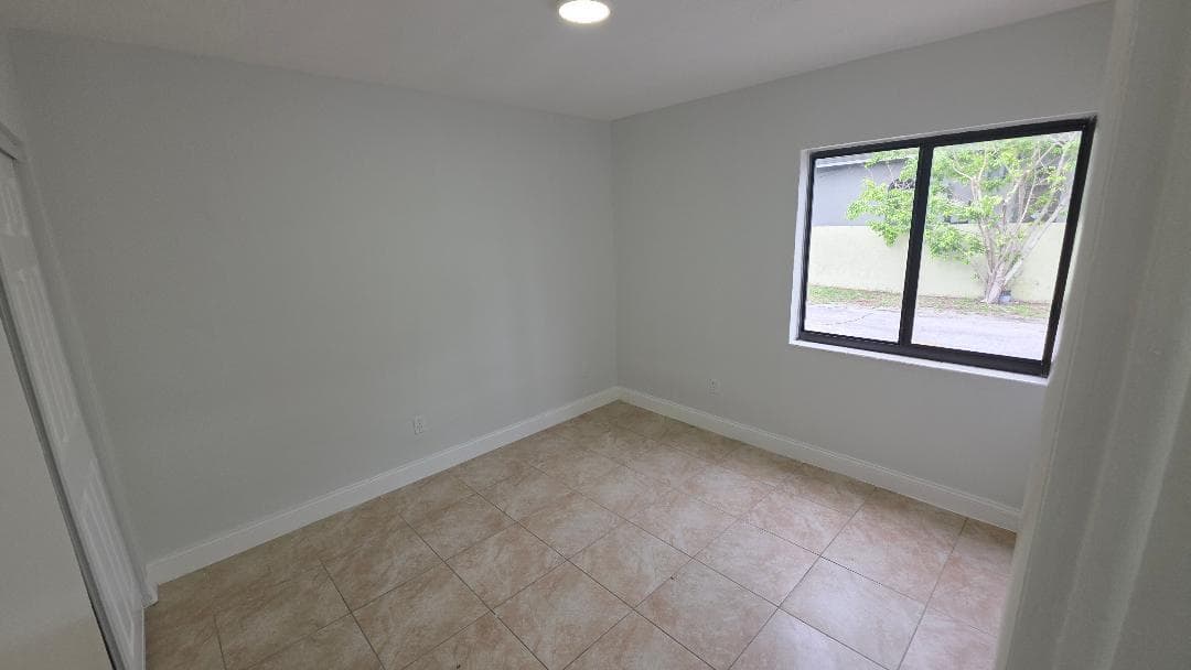 2250 NW 183rd Street, Miami Gardens, FL 33056 — photo 11 of 16