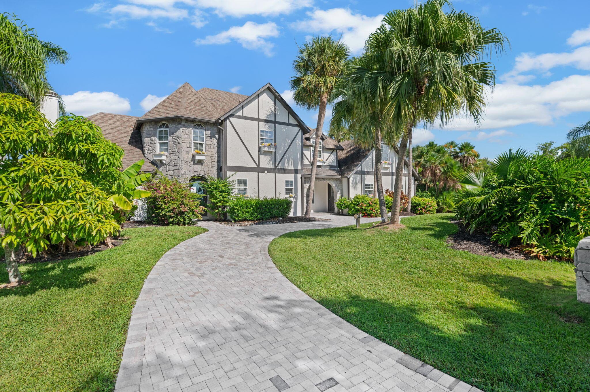 121 Queen Eugenia Court, Hutchinson Island, FL 34949 — photo 2 of 47