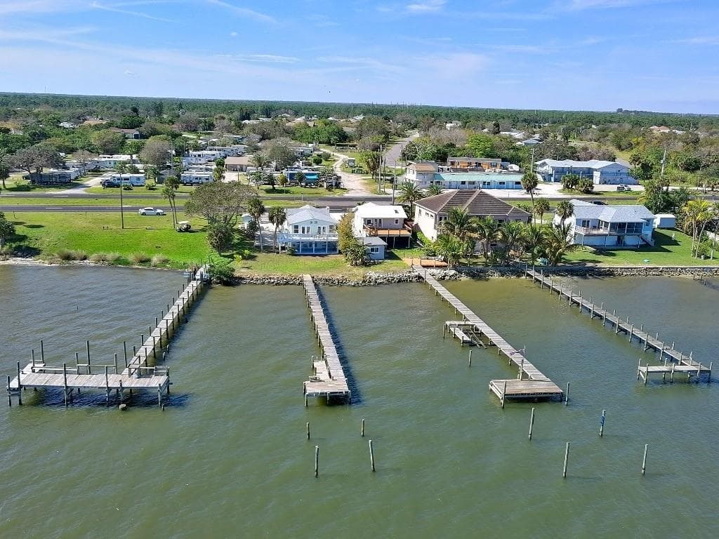 8855 Us-1, Micco, FL 32976 — photo 34 of 40