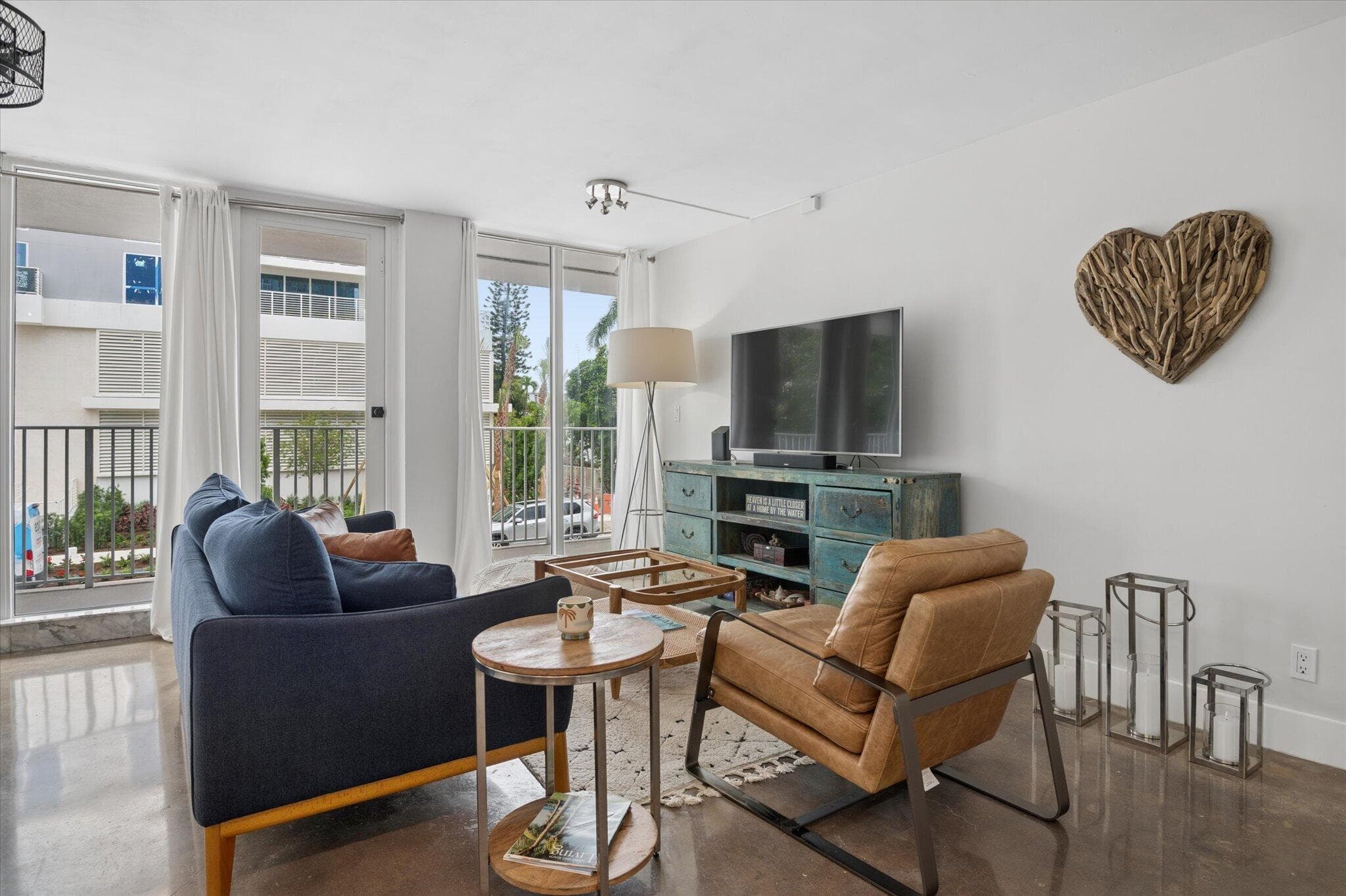524 Orton Avenue 201, Fort Lauderdale, FL 33304 — photo 2 of 14