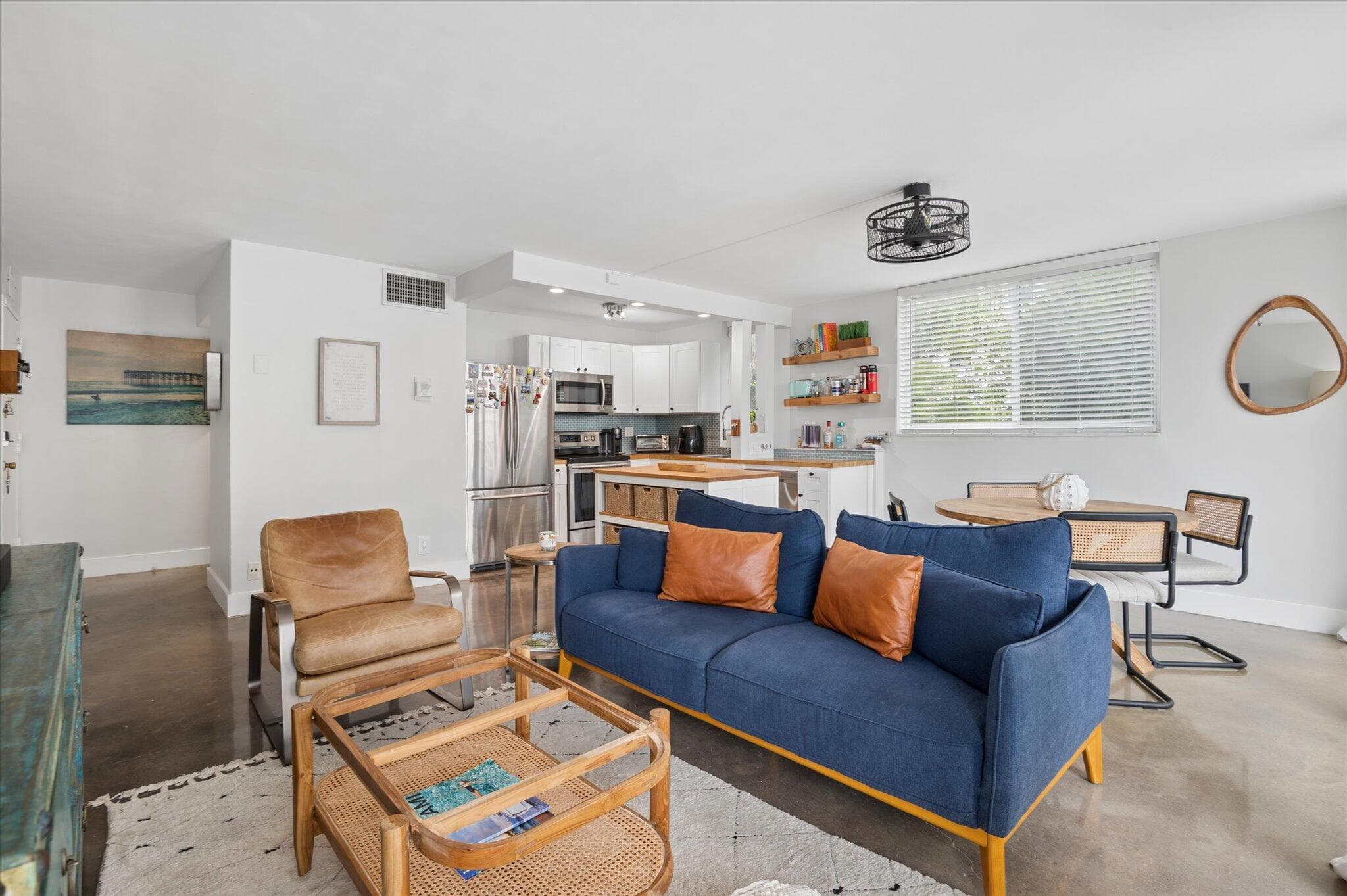 524 Orton Avenue 201, Fort Lauderdale, FL 33304 — photo 3 of 14