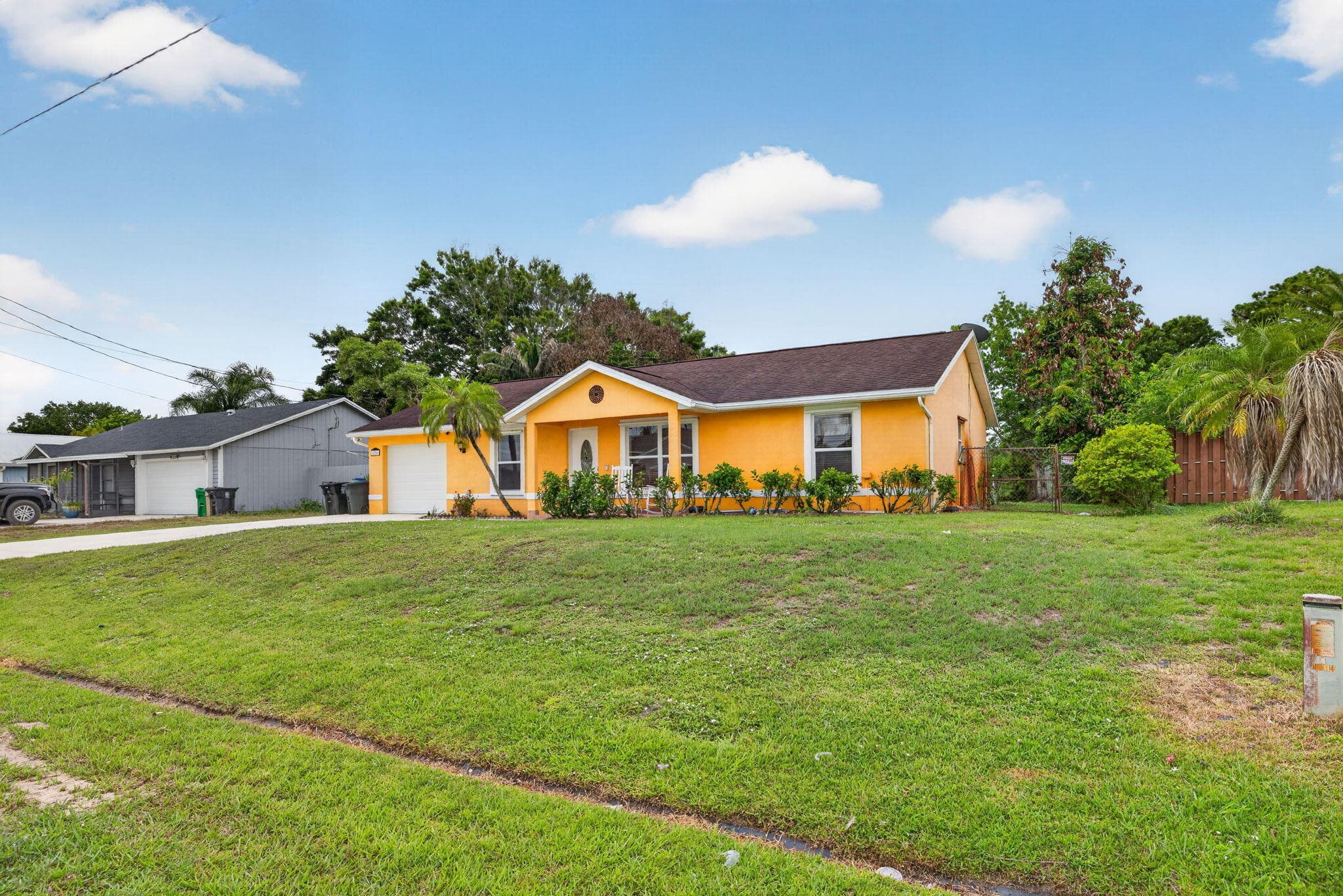 1314 SW Bellevue Avenue, Port St. Lucie, FL 34953 — photo 2 of 34