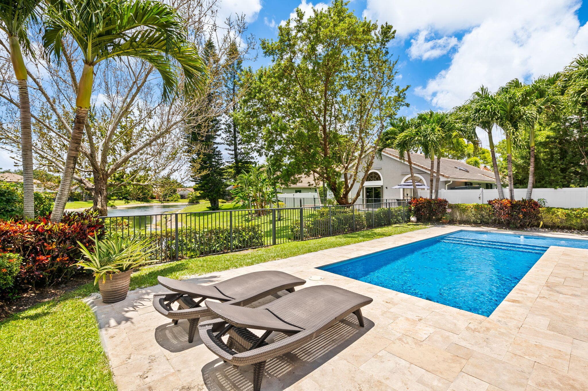 6421 NW 57th Way, Parkland, FL 33067 — photo 5 of 32