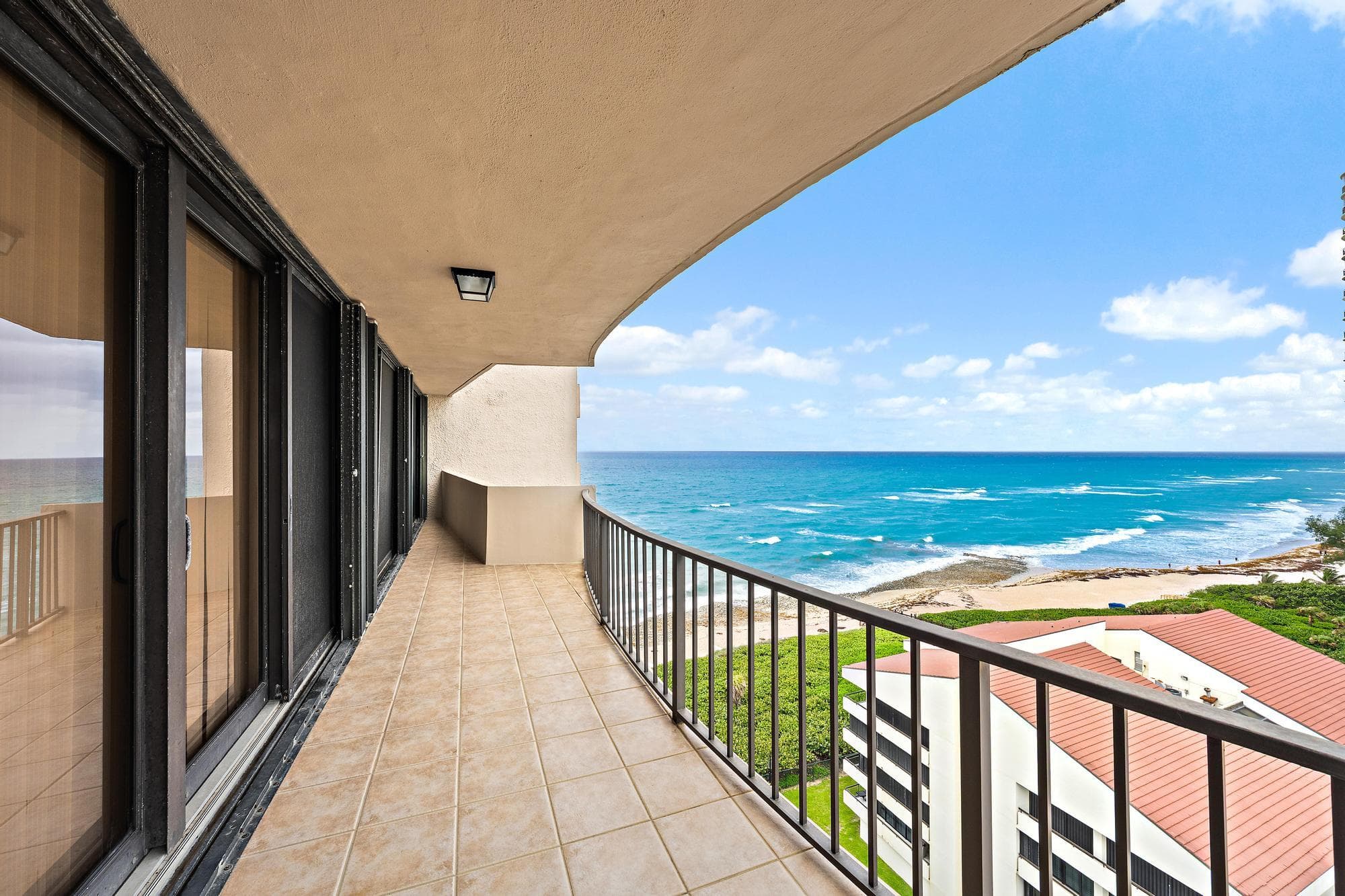 4200 N Ocean Drive 1-1404, Singer Island, FL 33404 — photo 18 of 42