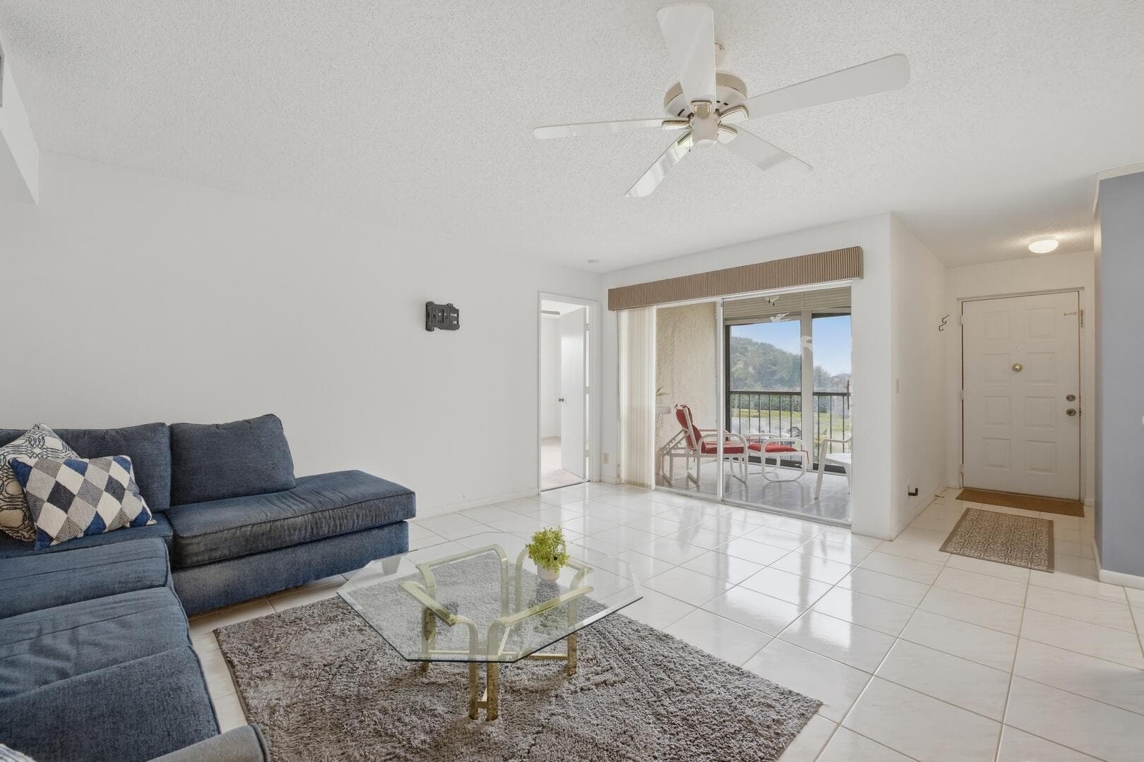 14898 Wedgefield Drive 208, Delray Beach, FL 33446 — photo 2 of 23