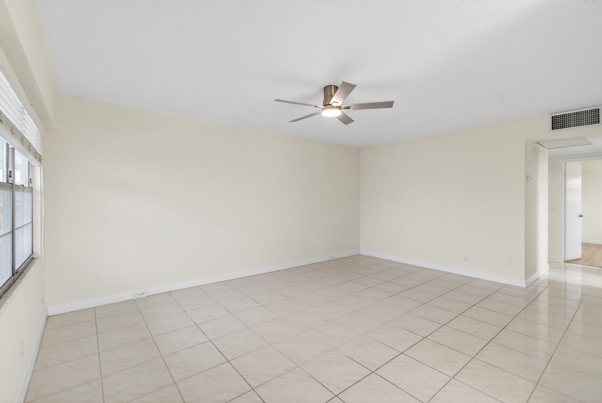 374 Brighton I 374, Boca Raton, FL 33434 — photo 10 of 84