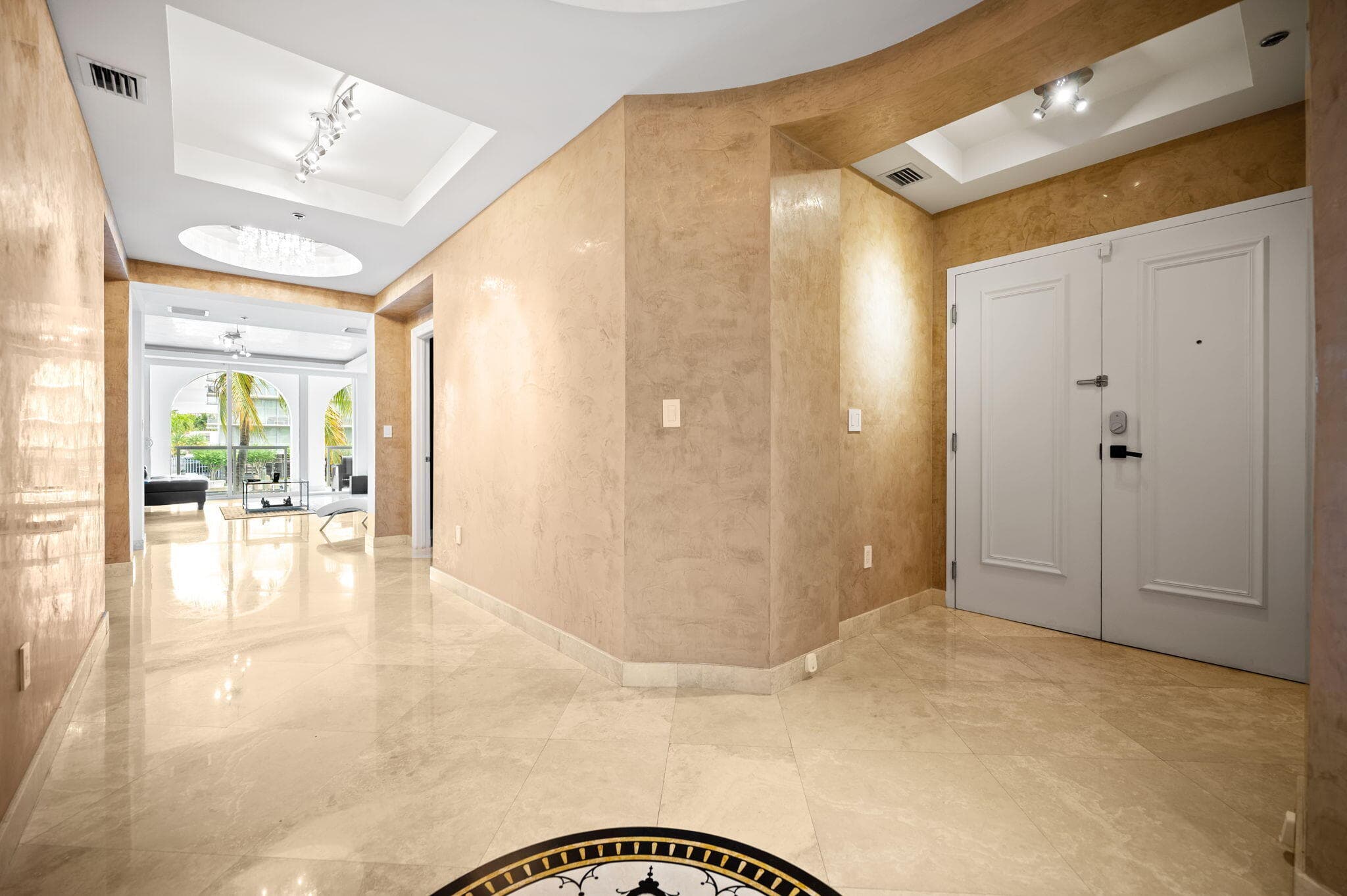 48 Hendricks Isle 2a-a, Fort Lauderdale, FL 33301 — photo 4 of 38