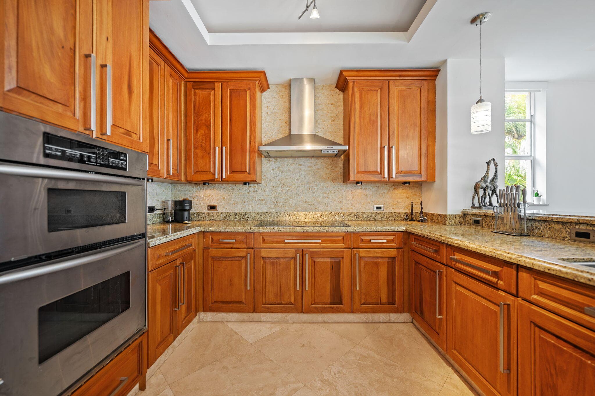 48 Hendricks Isle 2a-a, Fort Lauderdale, FL 33301 — photo 13 of 38