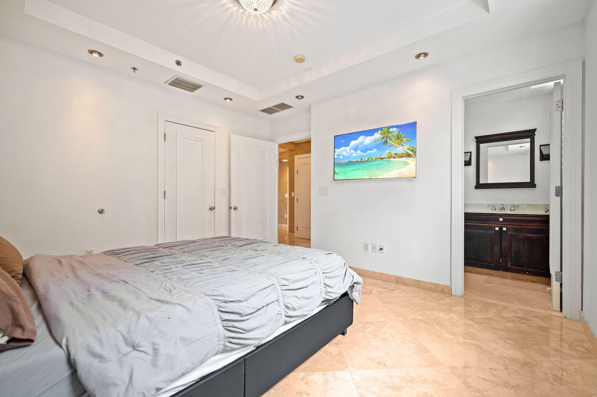 48 Hendricks Isle 2a-a, Fort Lauderdale, FL 33301 — photo 21 of 38