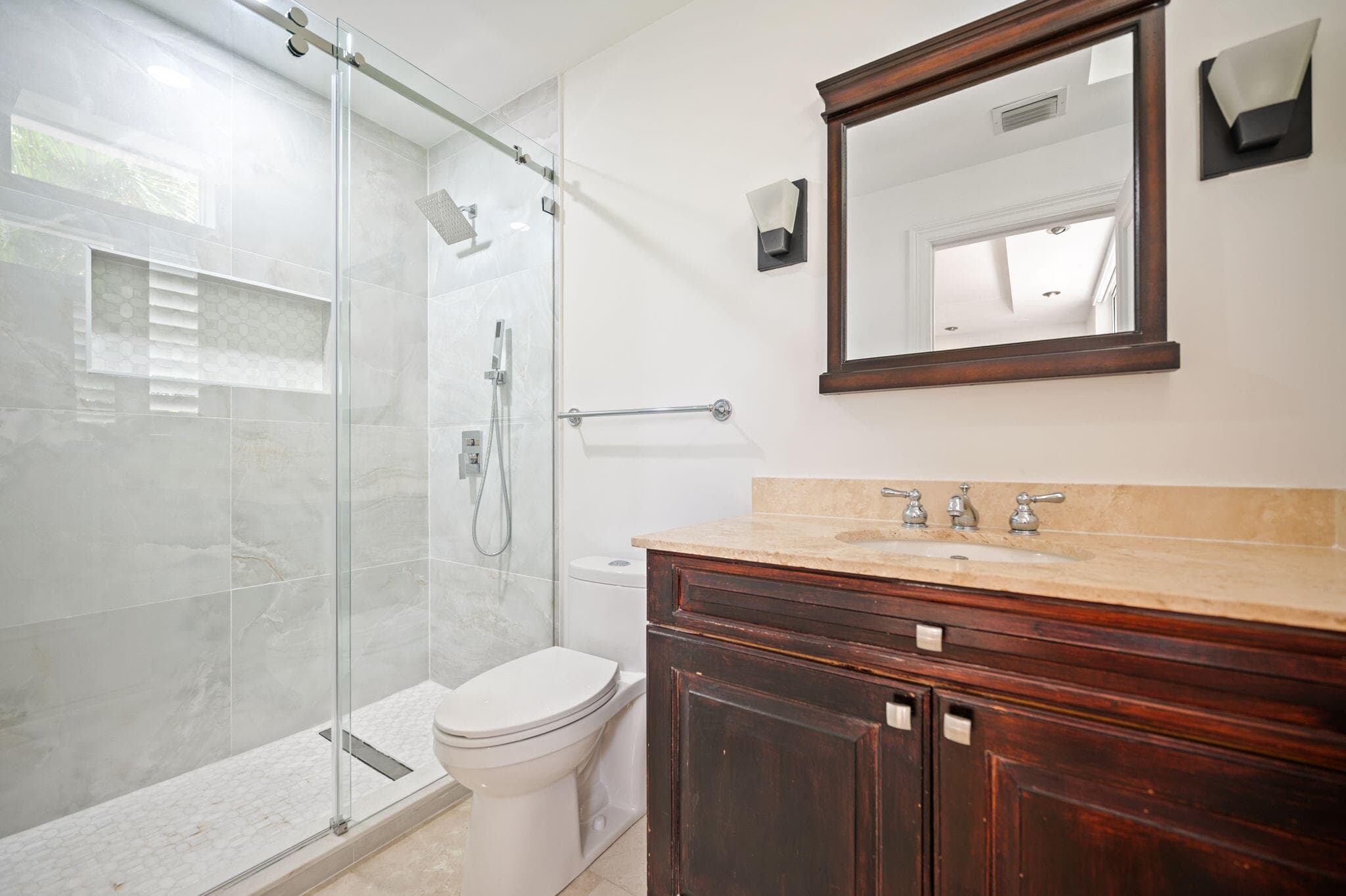 48 Hendricks Isle 2a-a, Fort Lauderdale, FL 33301 — photo 23 of 38