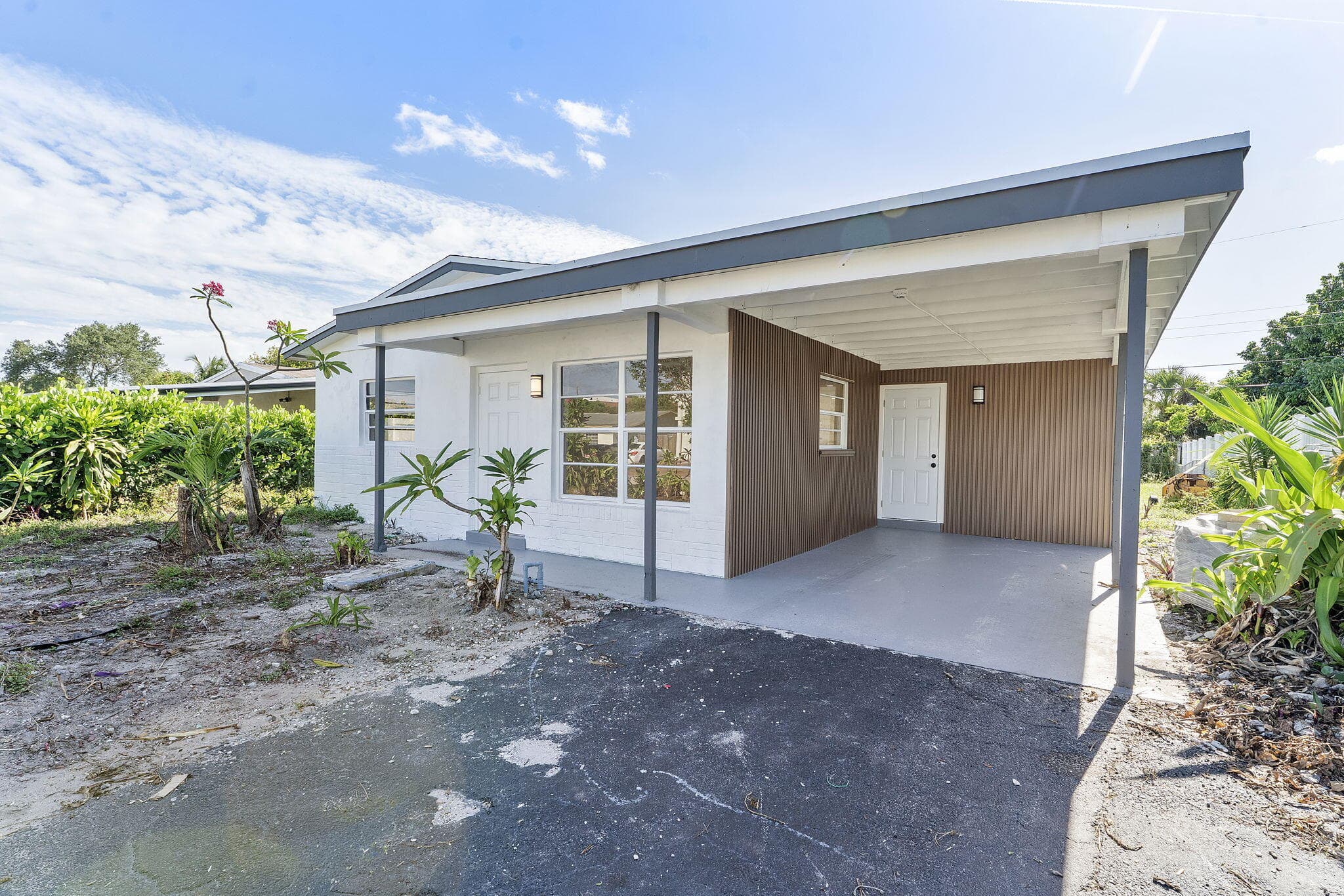 481 NW 2nd Terrace, Deerfield Beach, FL 33441 — photo 2 of 10