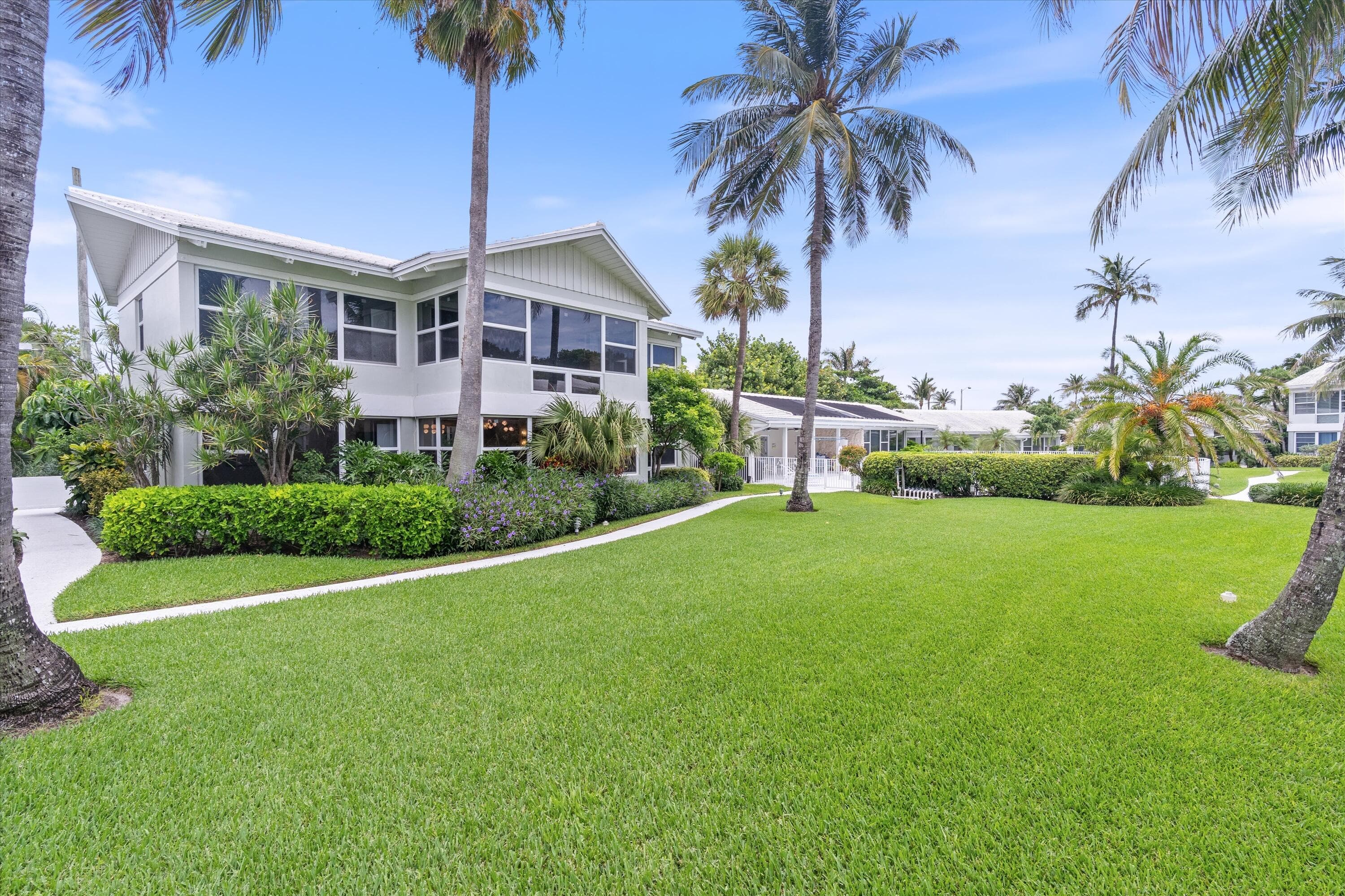 320 S Ocean Boulevard L-c, Delray Beach, FL 33483 — photo 5 of 39
