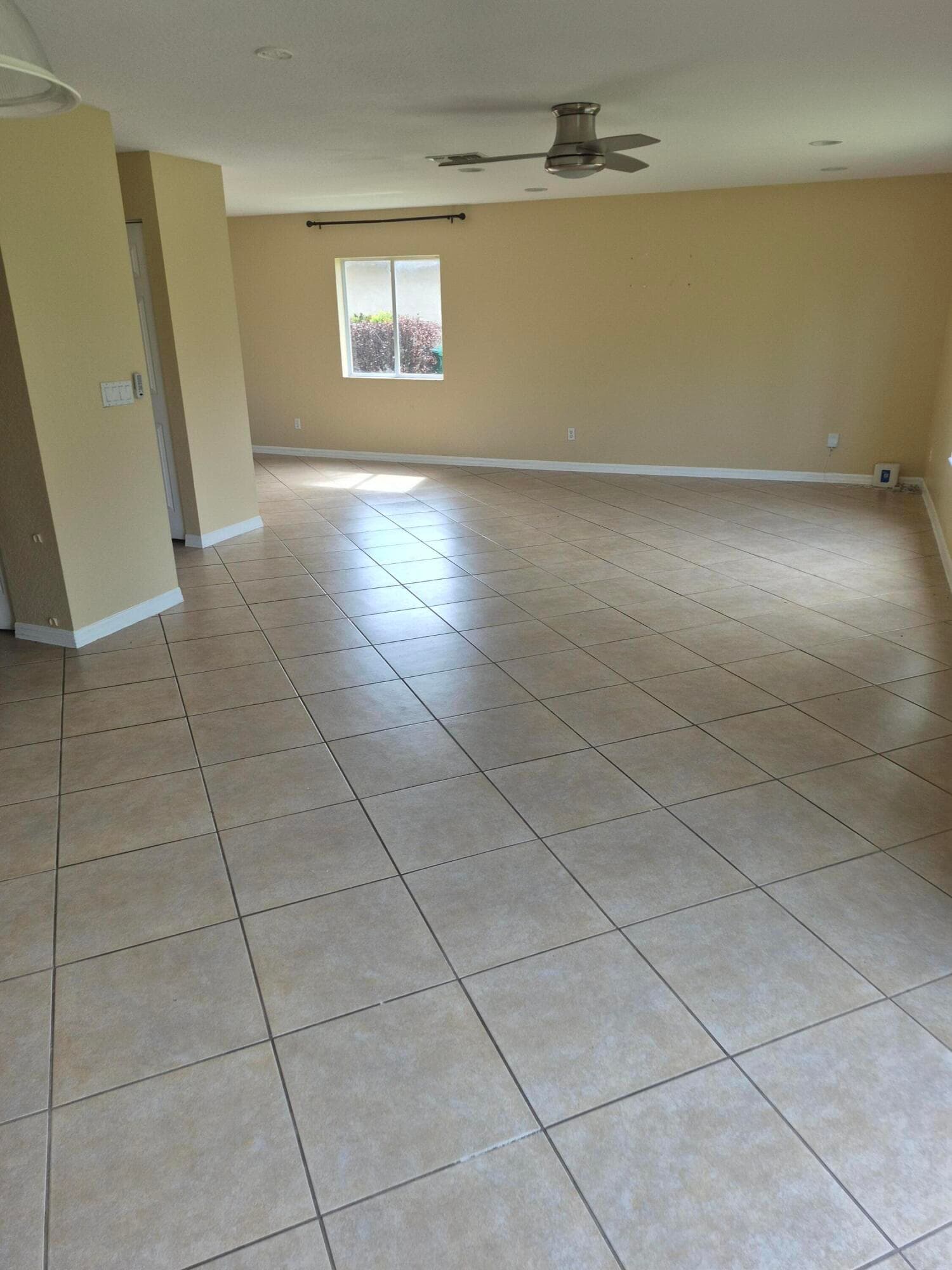 2072 SW Newport Isles Boulevard, Port St. Lucie, FL 34953 — photo 4 of 8