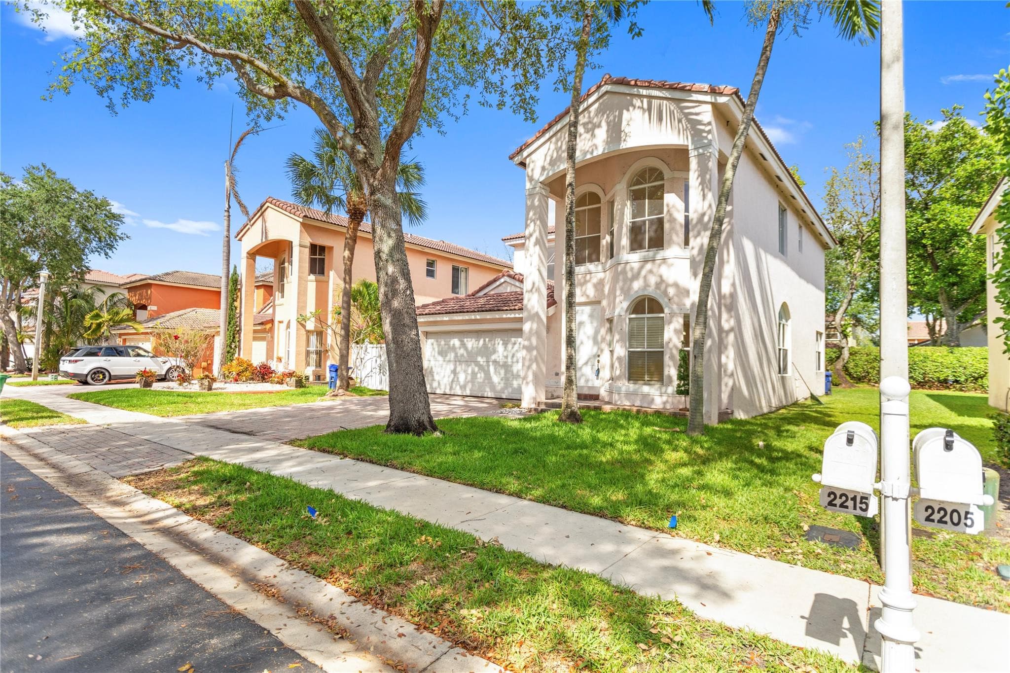 2215 NW 76th Terrace, Pembroke Pines, FL 33024 — photo 3 of 70