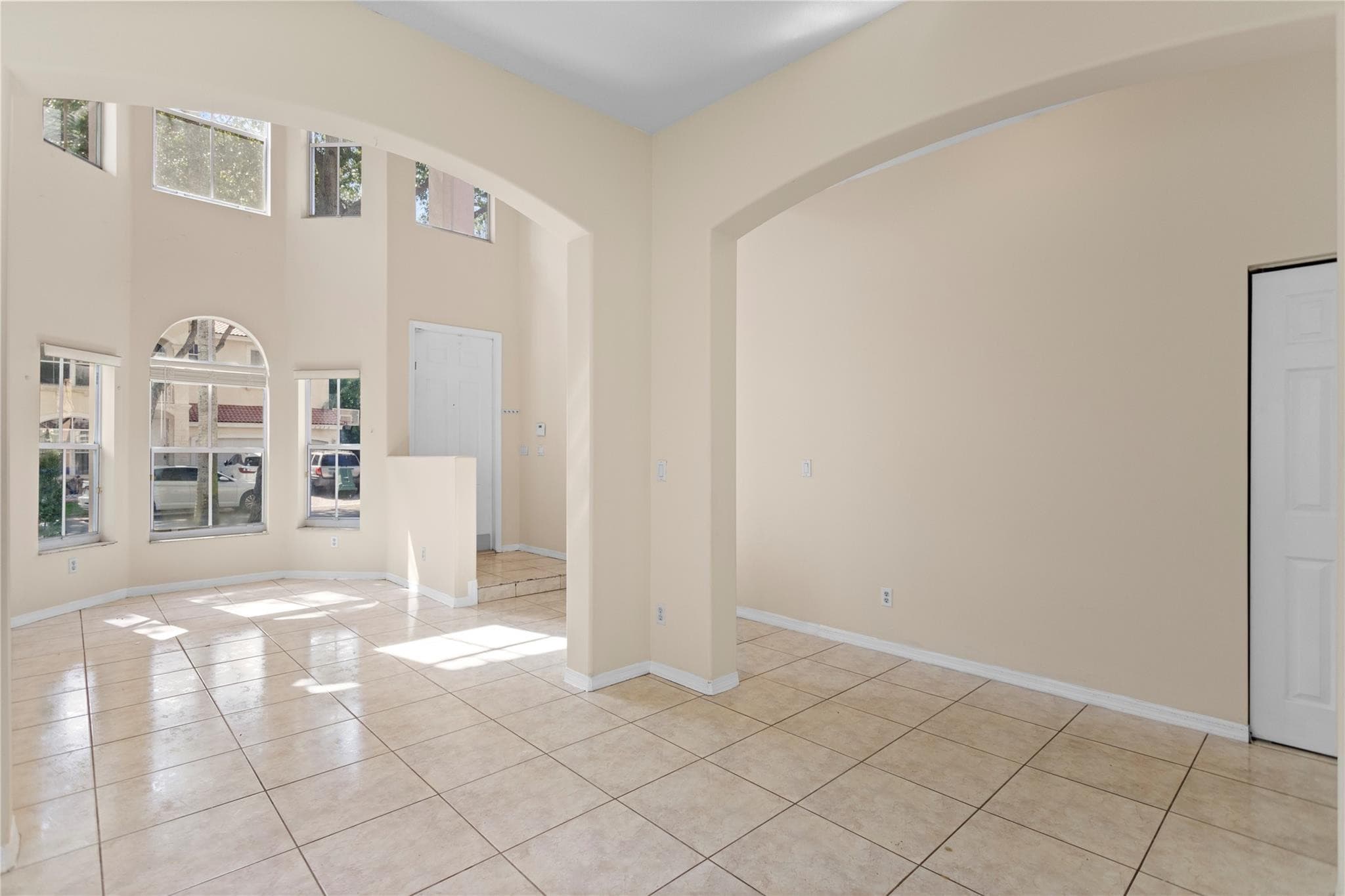 2215 NW 76th Terrace, Pembroke Pines, FL 33024 — photo 6 of 70