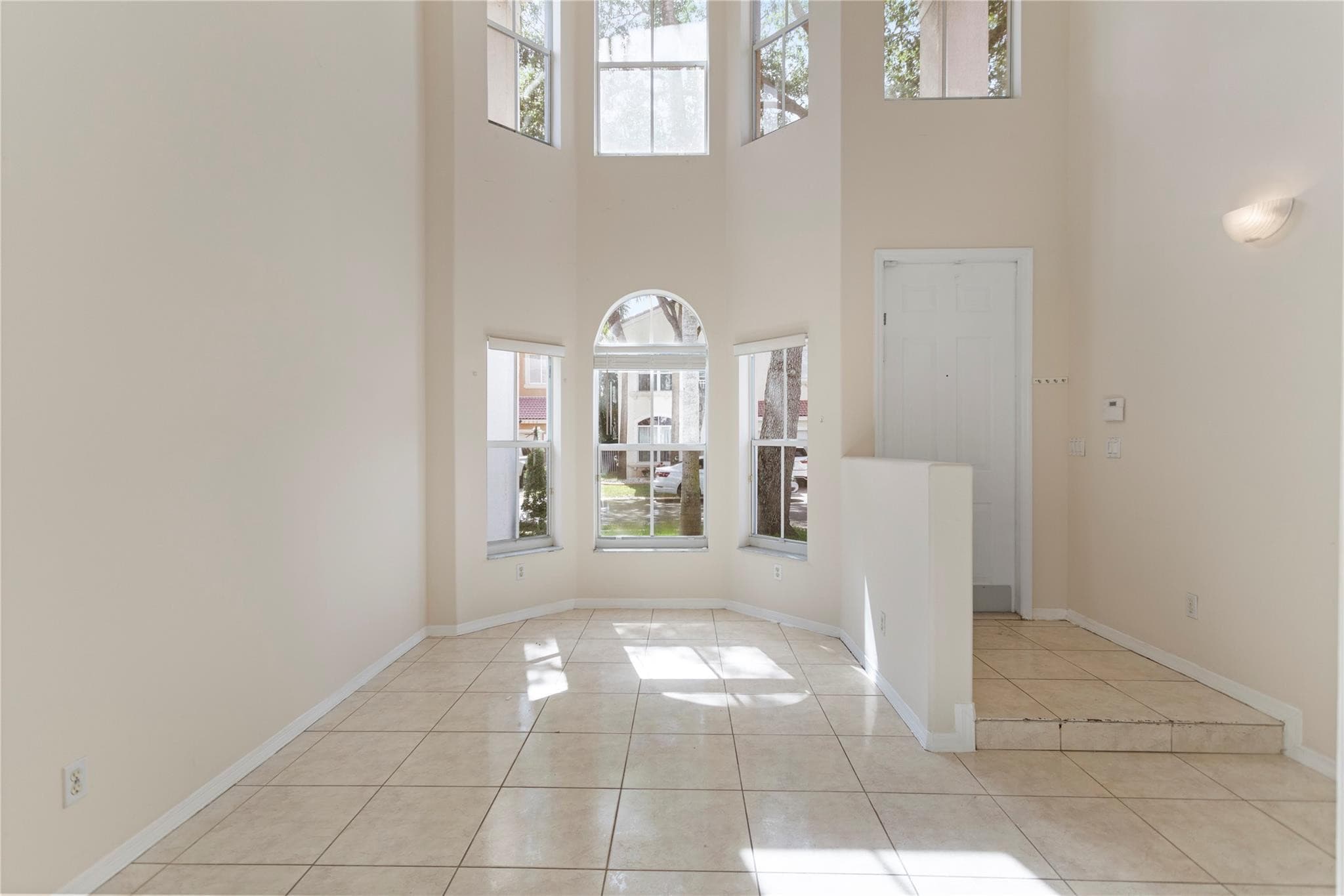 2215 NW 76th Terrace, Pembroke Pines, FL 33024 — photo 9 of 70