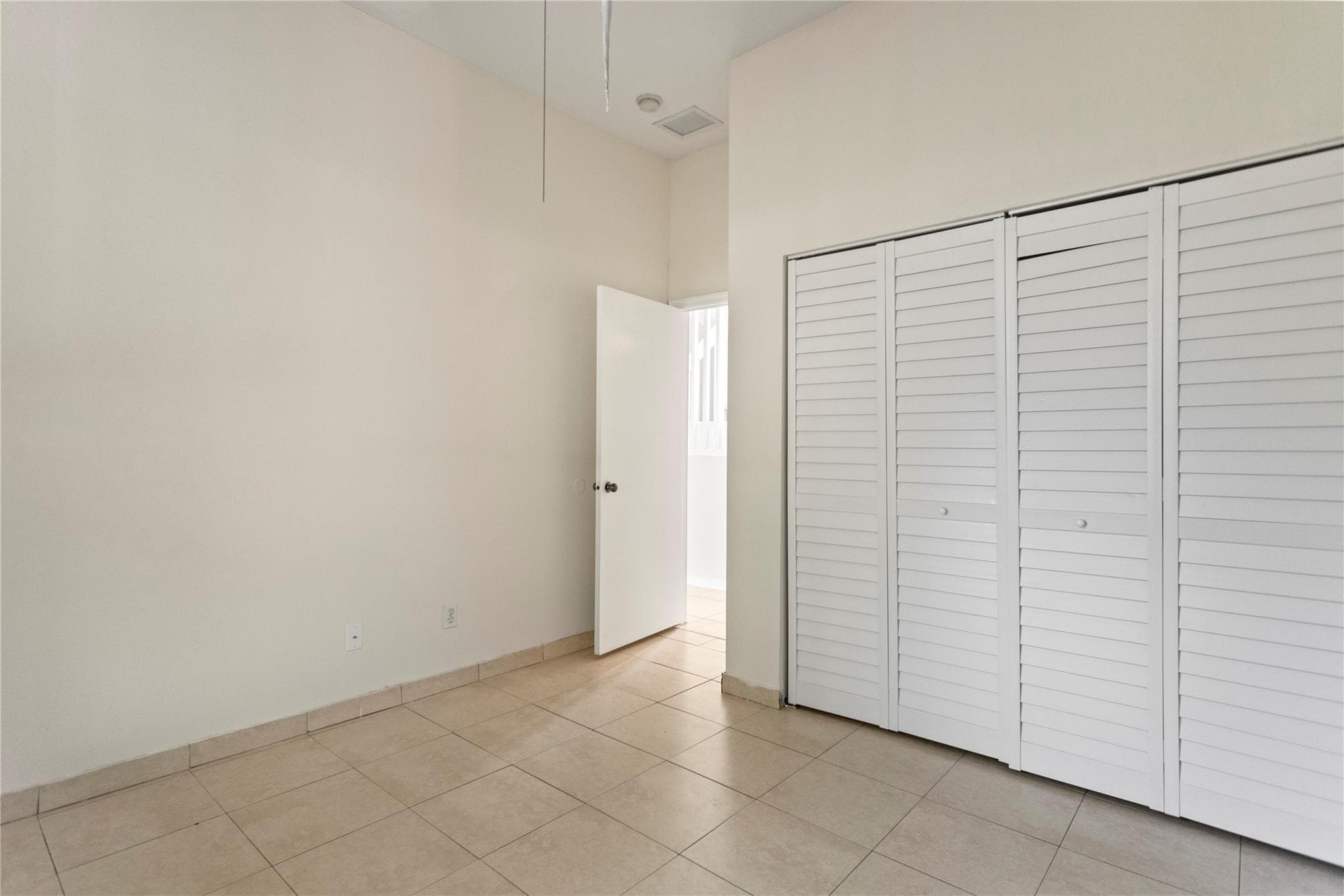 2215 NW 76th Terrace, Pembroke Pines, FL 33024 — photo 29 of 70