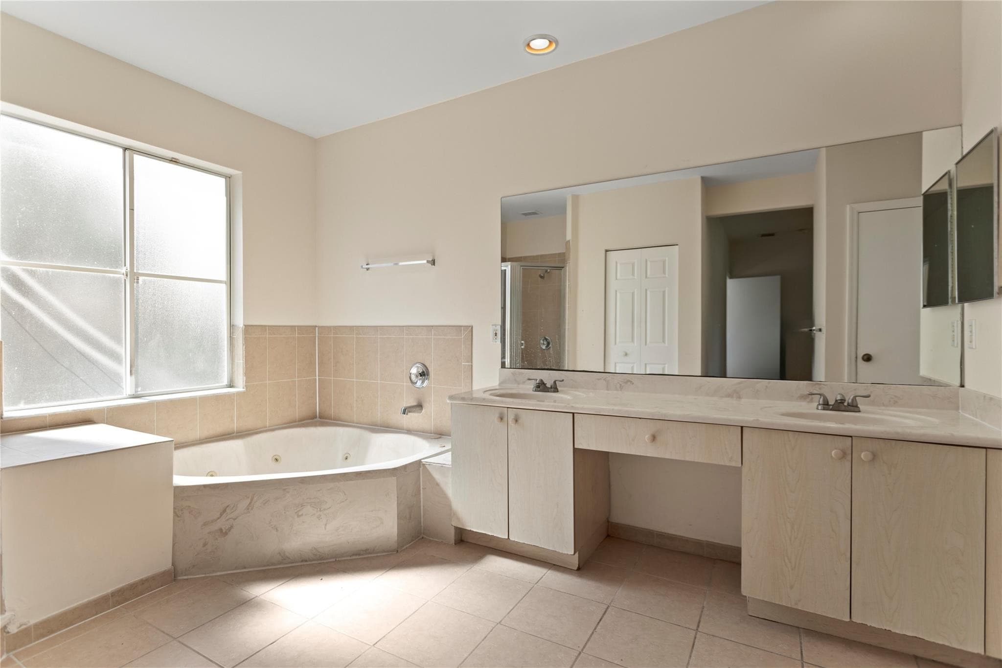 2215 NW 76th Terrace, Pembroke Pines, FL 33024 — photo 51 of 70