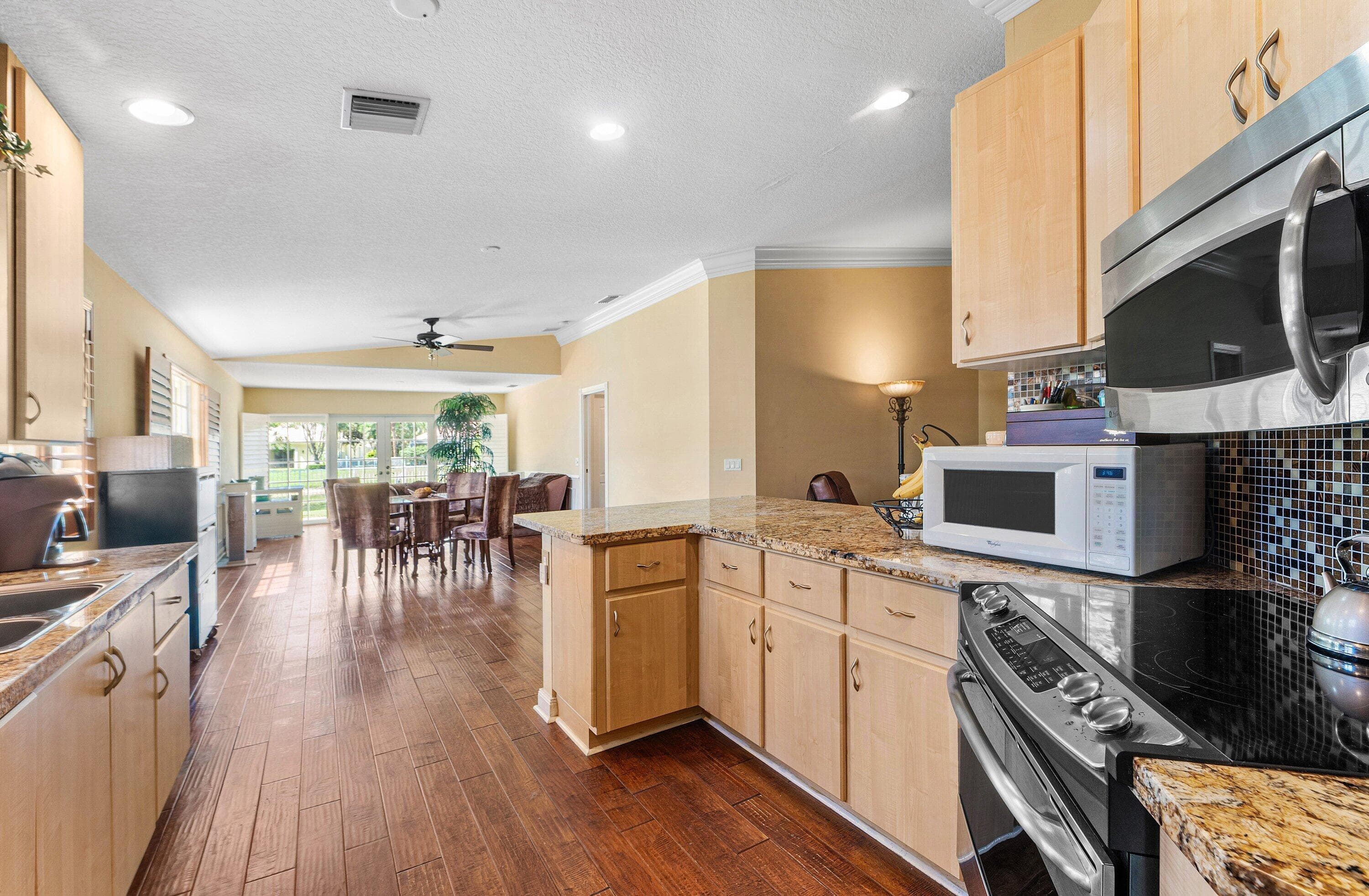 8413 Cozumel Lane, Wellington, FL 33414 — photo 13 of 45