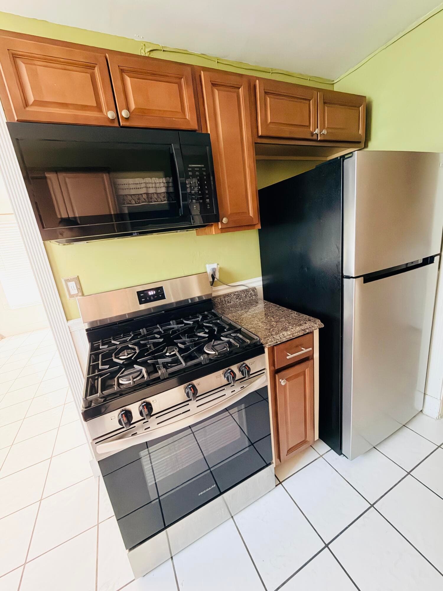 5755 Winfield Boulevard, Margate, FL 33063 — photo 5 of 10