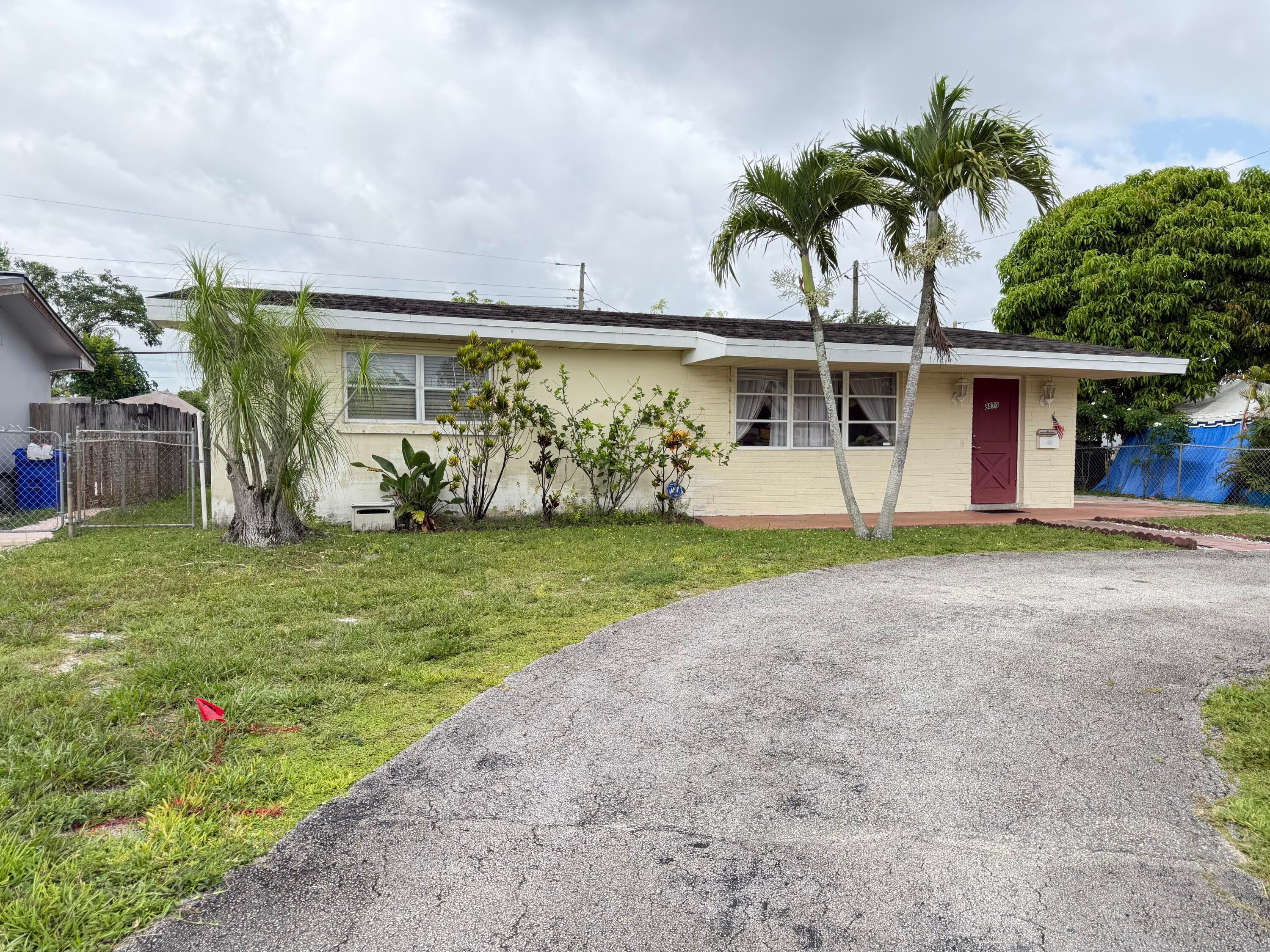 8870 Taft Street, Pembroke Pines, FL 33024 — photo 2 of 20